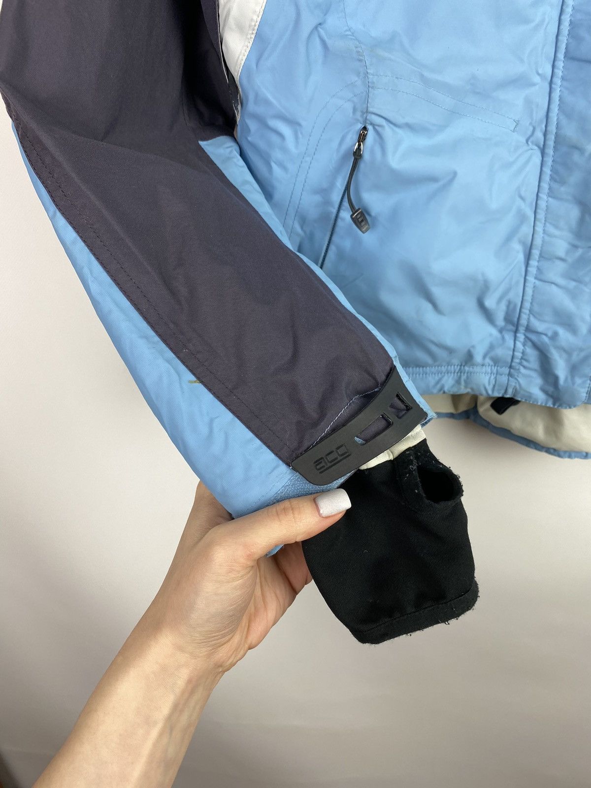 Vintage Nike ACG Storm-Fit vintage ladies hooded ski jacket size M Size M / US 6-8 / IT 42-44 - 7 Thumbnail