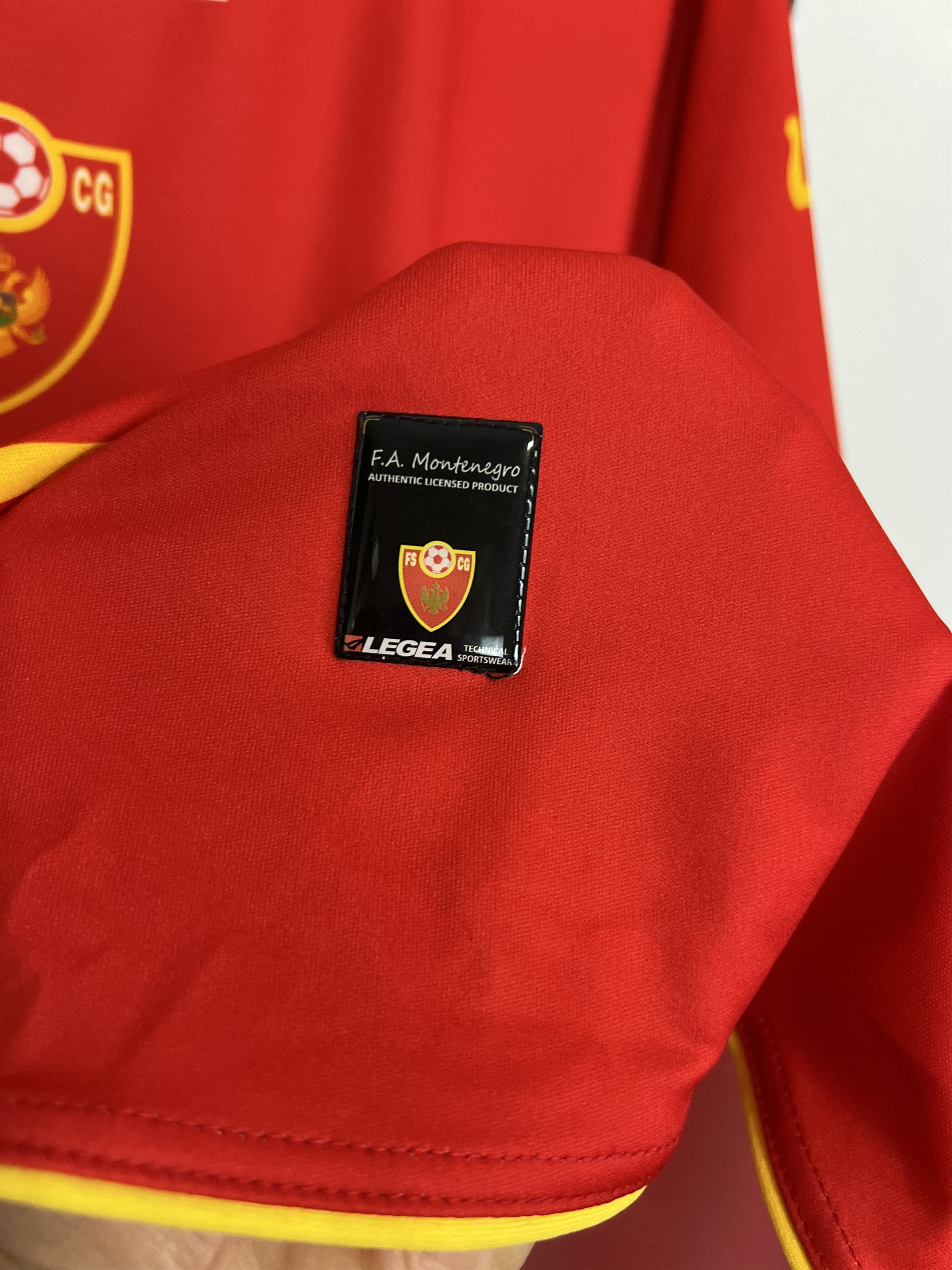 Vintage Montenegro Home football shirt Soccer National Jersey Trikot Size US M / EU 48-50 / 2 - 5 Thumbnail