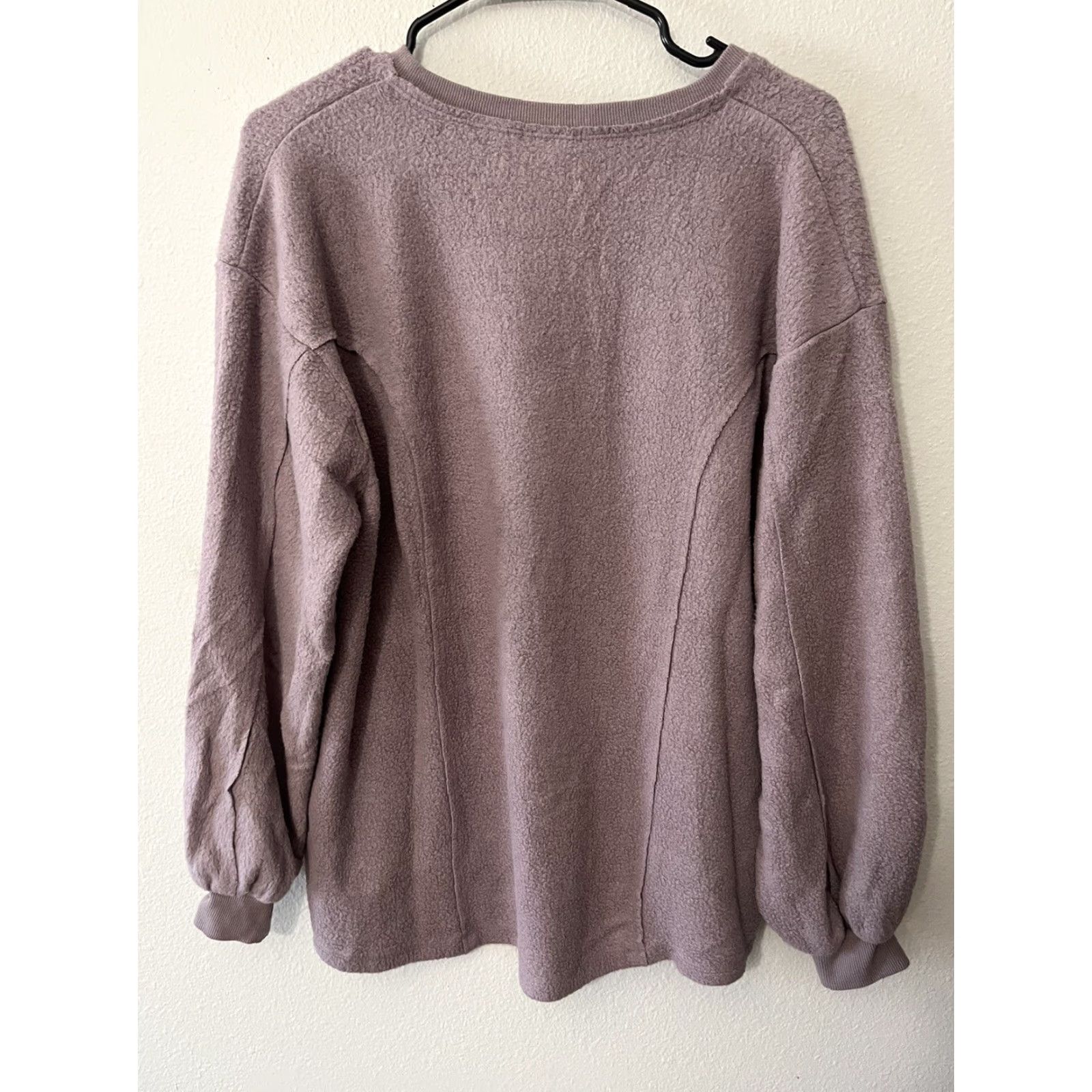 Urban Outfitters Urban Outfitters Sweater Women’s Size Small Blush Pink V-Neck Long Sleeves Size S / US 4 / IT 40 - 2 Thumbnail