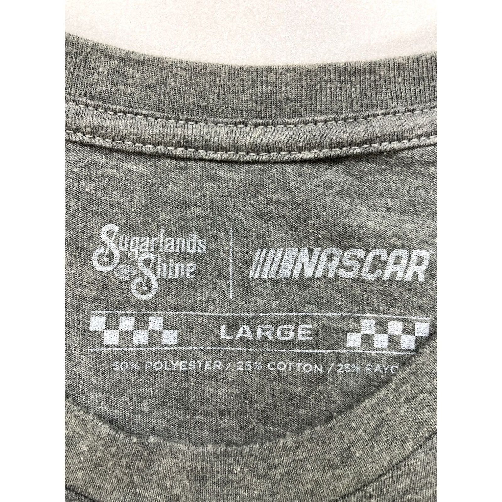 NASCAR VINTAGE Nascar Sugarlands Shiners Racing Team Graphic T-shirt Men Large Gray Moonshine Size US L / EU 52-54 / 3 - 5 Thumbnail
