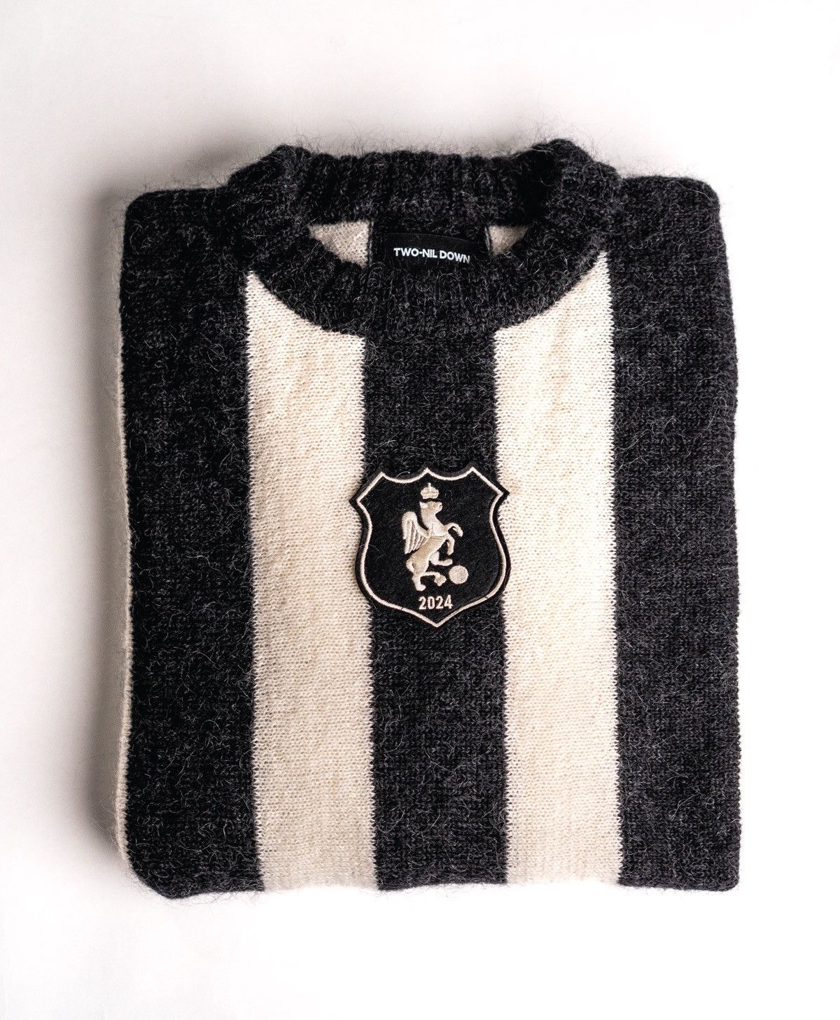 Other The ‘Magpie’ Sweater Size US L / EU 52-54 / 3 - 6 Thumbnail