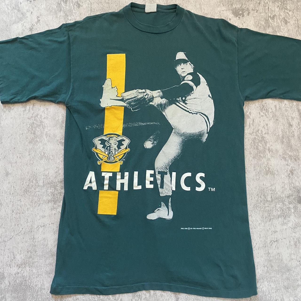 MLB 1992 Oakland Athletics tee sports Baseball Vintage Size US M / EU 48-50 / 2 - 1 Thumbnail
