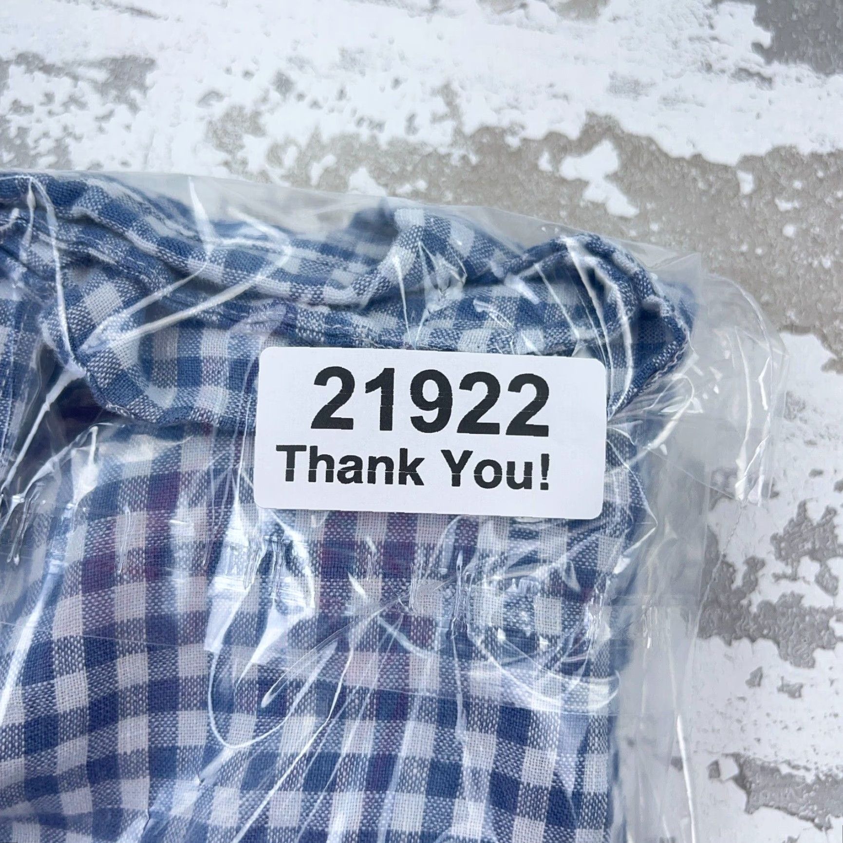 UNTUCKit UNTUCKit Shirt Men XL Blue White Slim Fit Polka Dot Button Up Casual Short Sleeve Size US XL / EU 56 / 4 - 7 Thumbnail