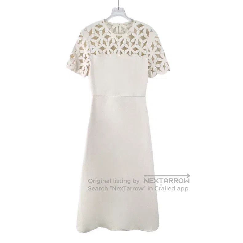 Valentino Valentino White floral cut-out crew neck dress Size XS / US 0-2 / IT 36-38 - 1 Thumbnail
