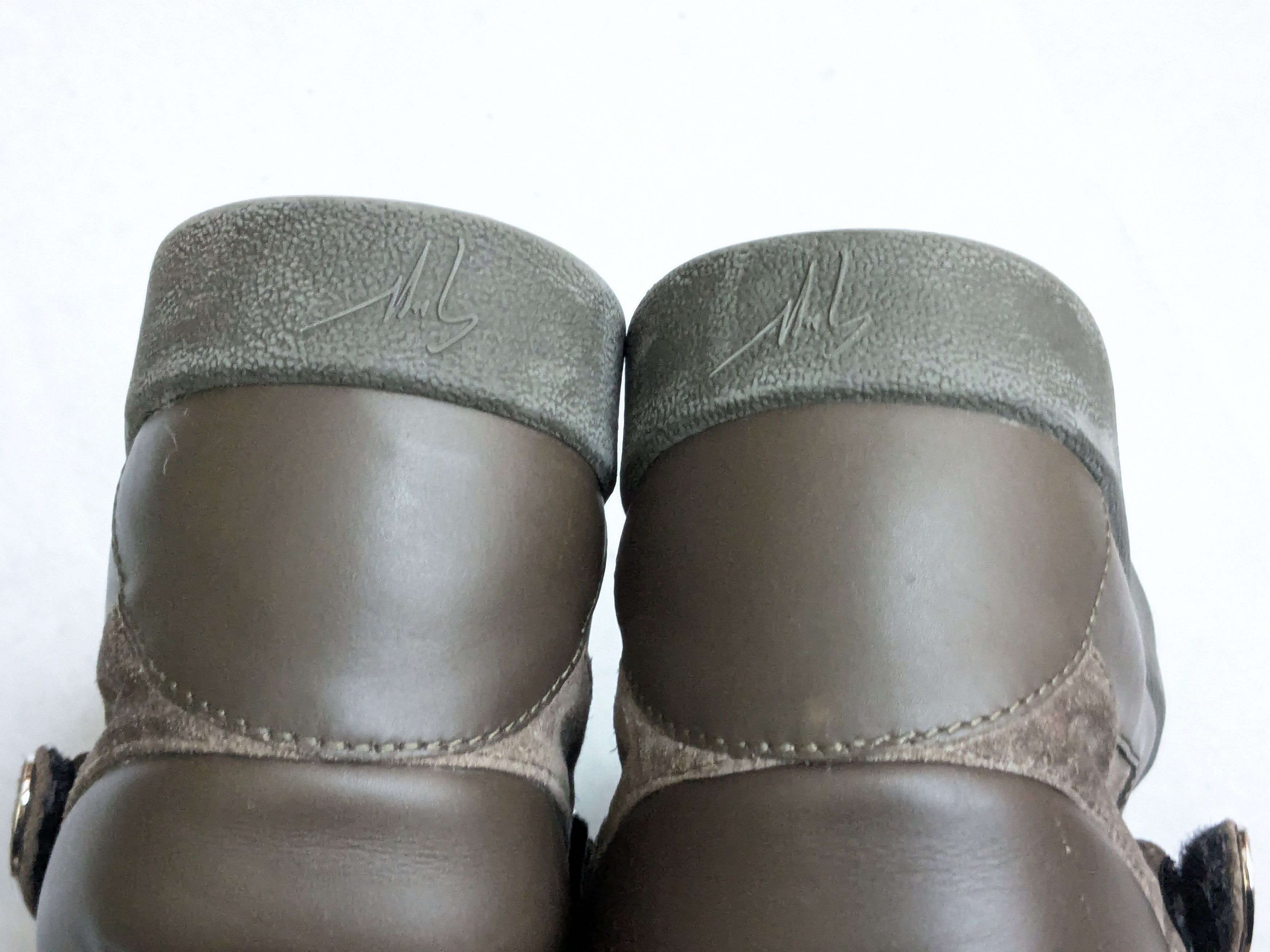 Giuseppe Zanotti Giuseppe Zanotti High Tops Brown Suede 11 44 High Size US 11 / EU 44 - 14 Thumbnail