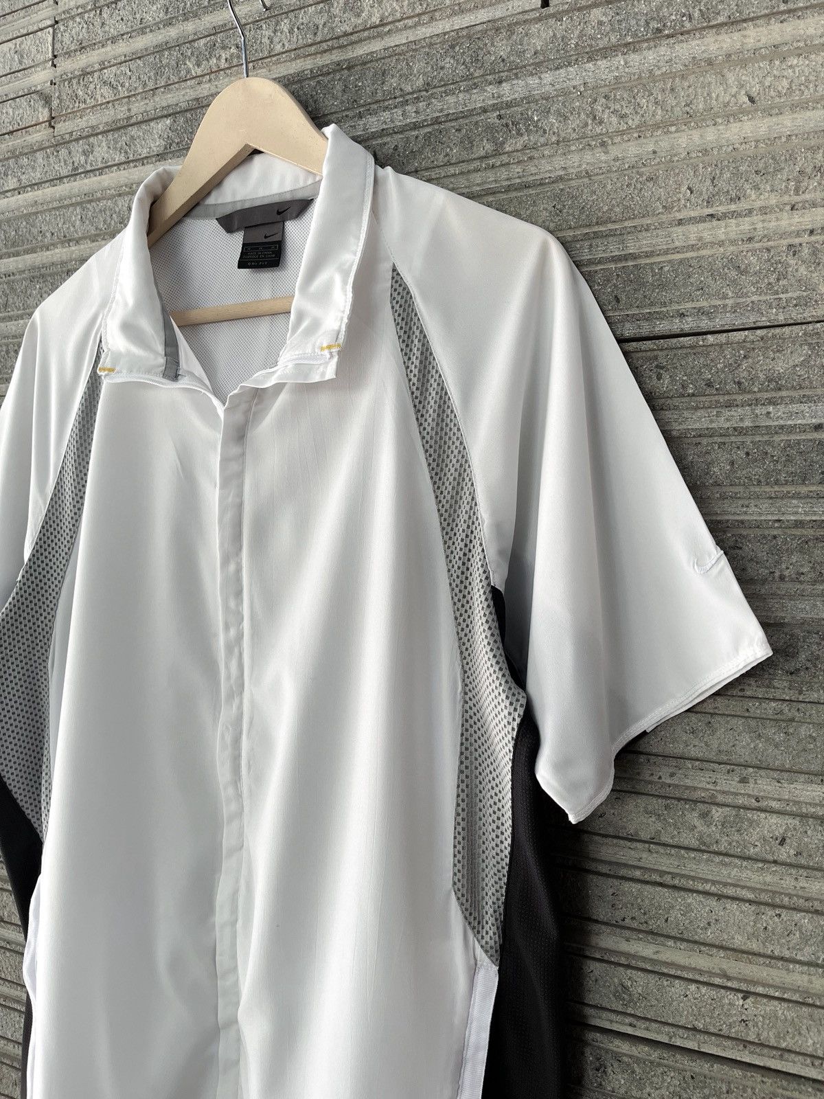 Nike Vintage Nike Dri Fit Tech Training Zipper Shirts Size US M / EU 48-50 / 2 - 2 Thumbnail