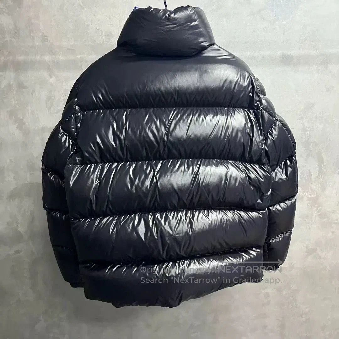Moncler moncler black down jacket with logo collar. Size US M / EU 48-50 / 2 - 2 Thumbnail
