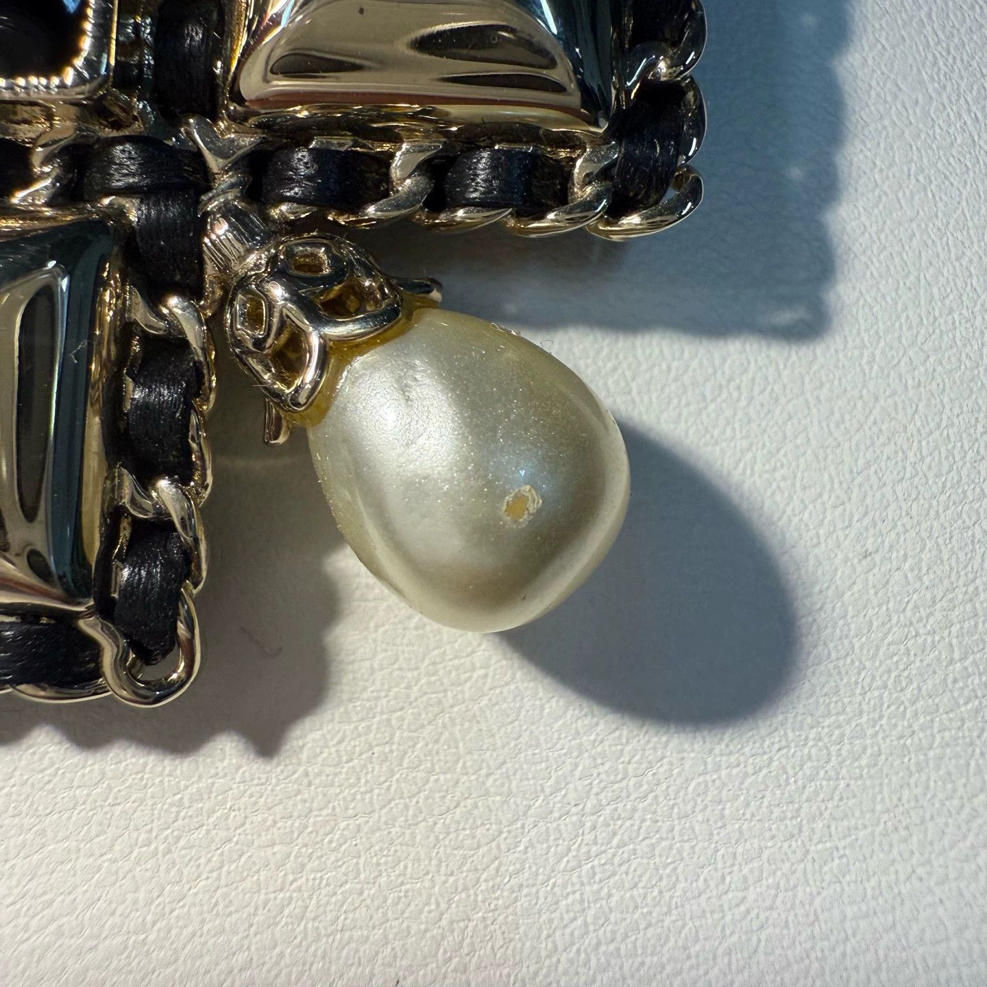 Chanel Chanel Brooch 99 New Size ONE SIZE - 5 Thumbnail