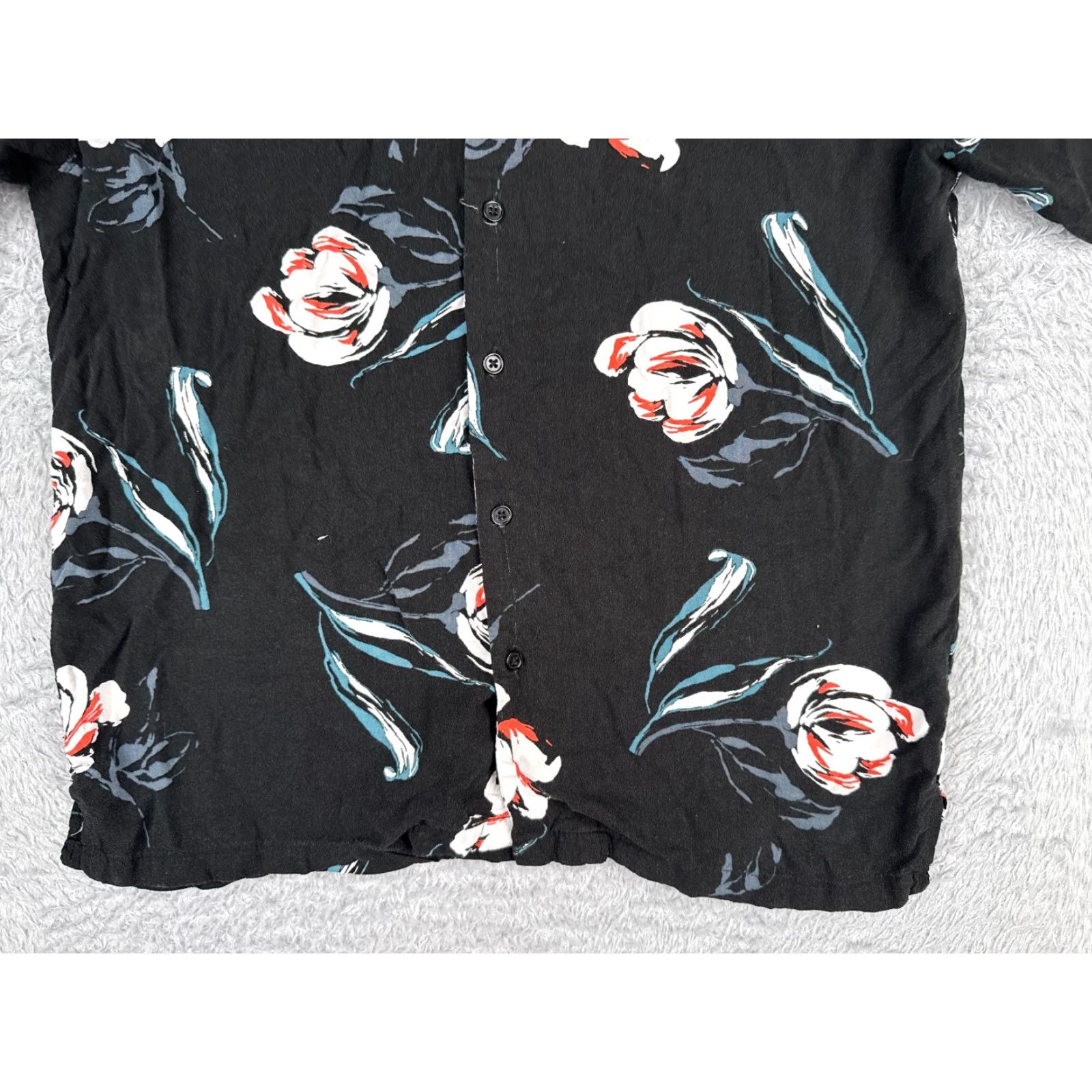 Vintage NO BOUNDARIES Button-Up Shirt Men Medium Black Pink Blue Floral Rayon Aloha Casual Size US M / EU 48-50 / 2 - 5 Thumbnail