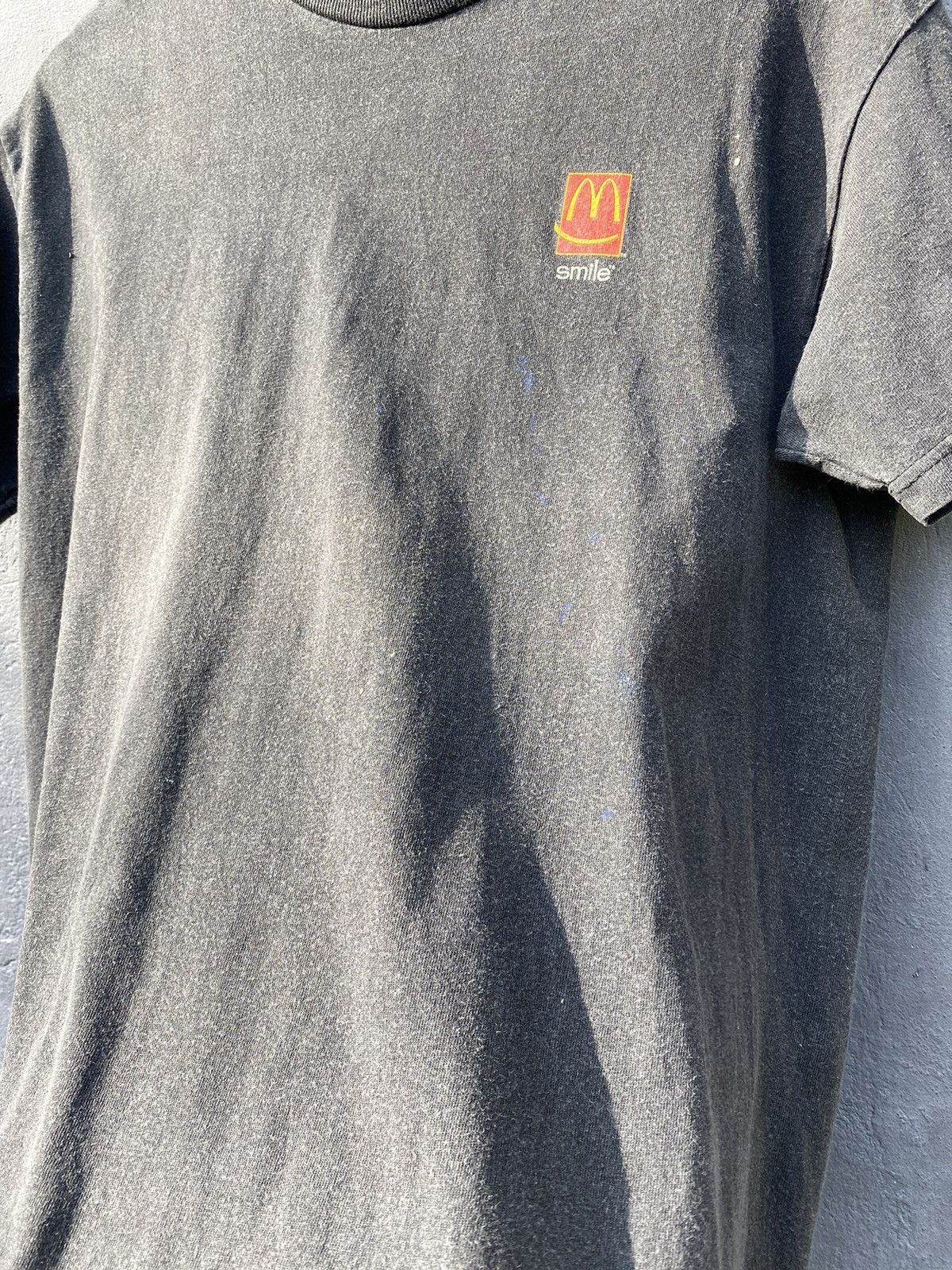 Band Tees Vintage 1995 McDonalds "We Love To See You Smile" Faded Tee Size US M / EU 48-50 / 2 - 5 Thumbnail