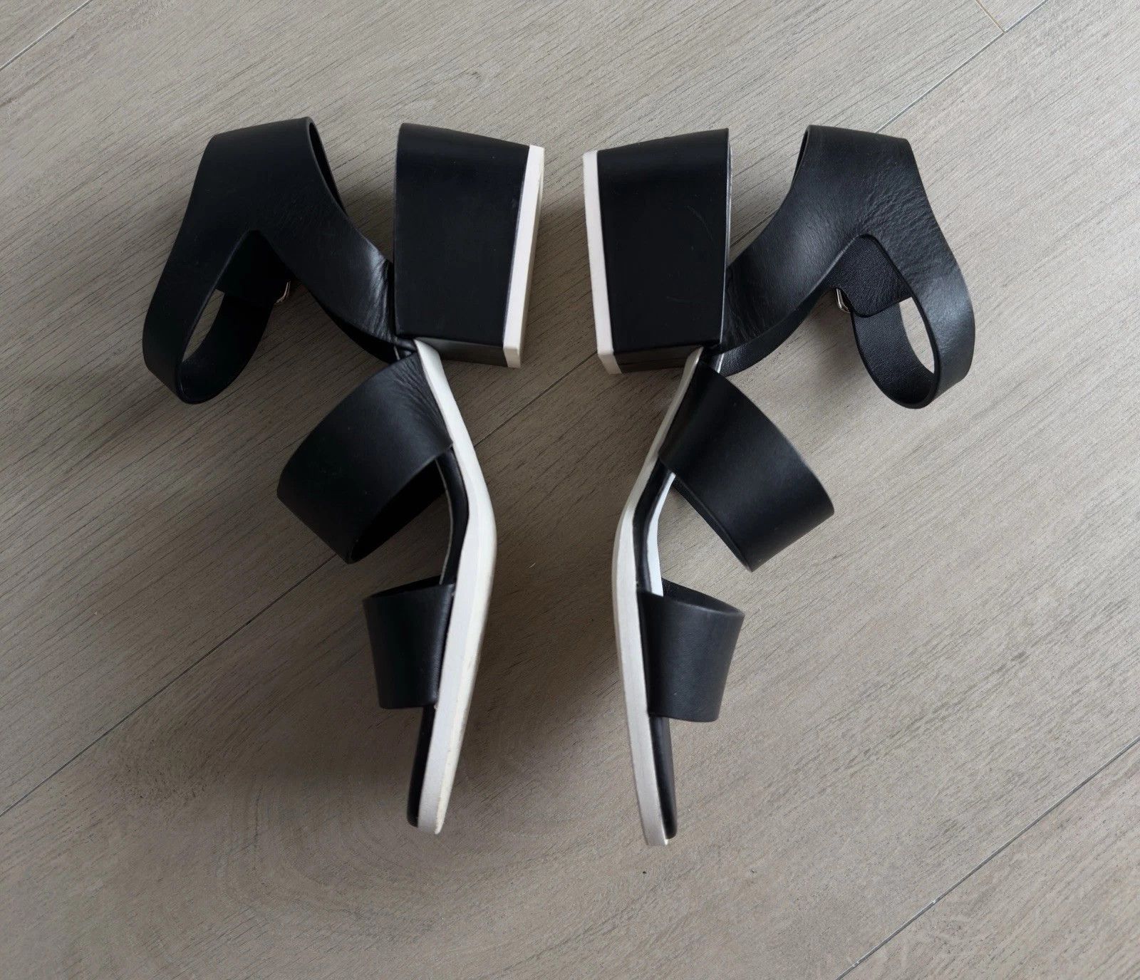 Jil Sander Jil Sander Women's Leather Straps Sandals Size 37 Size US 7 / IT 37 - 14 Thumbnail