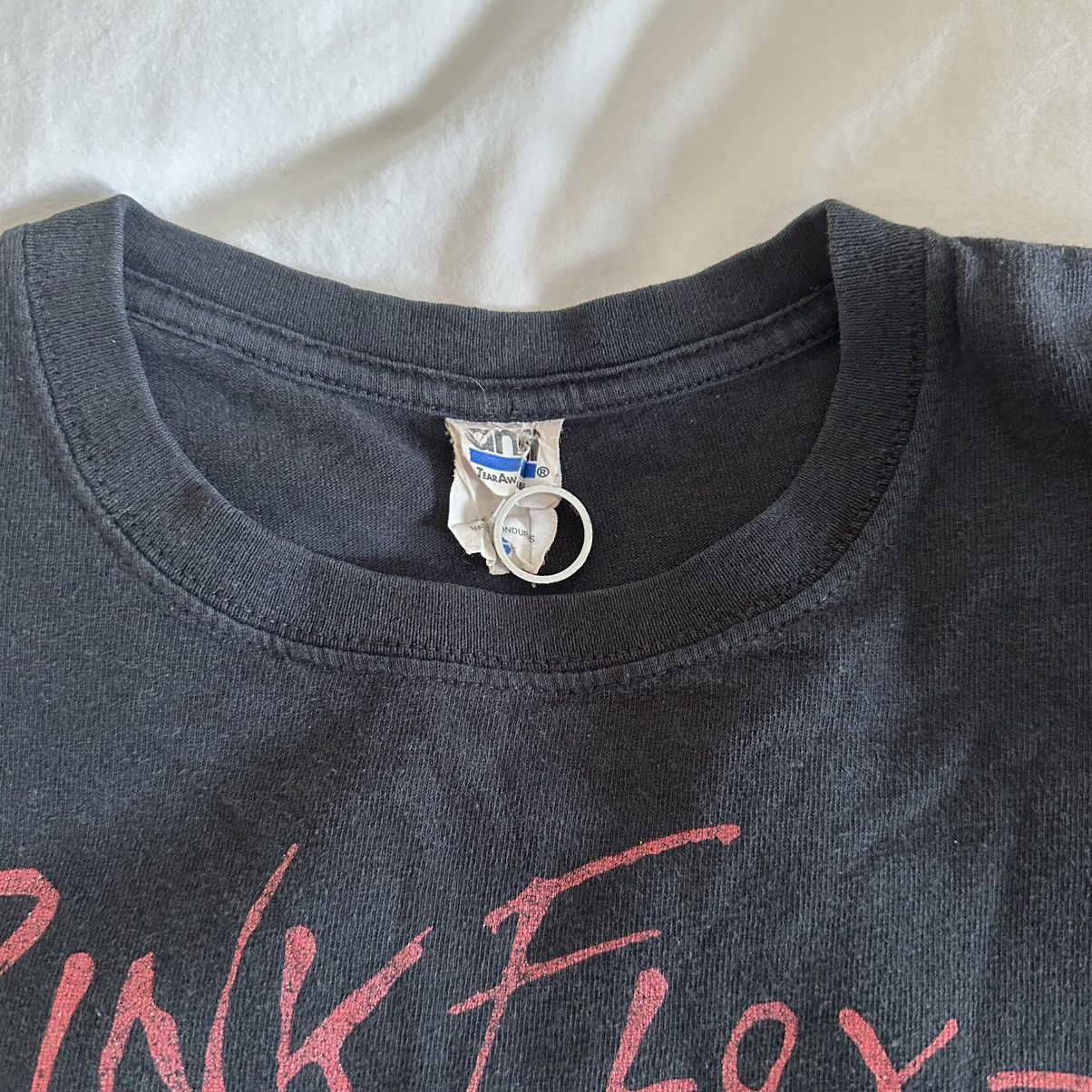 Anvil 2010 Vintage Pink Floyd The Wall Tee Shirt Size US S / EU 44-46 / 1 - 3 Thumbnail