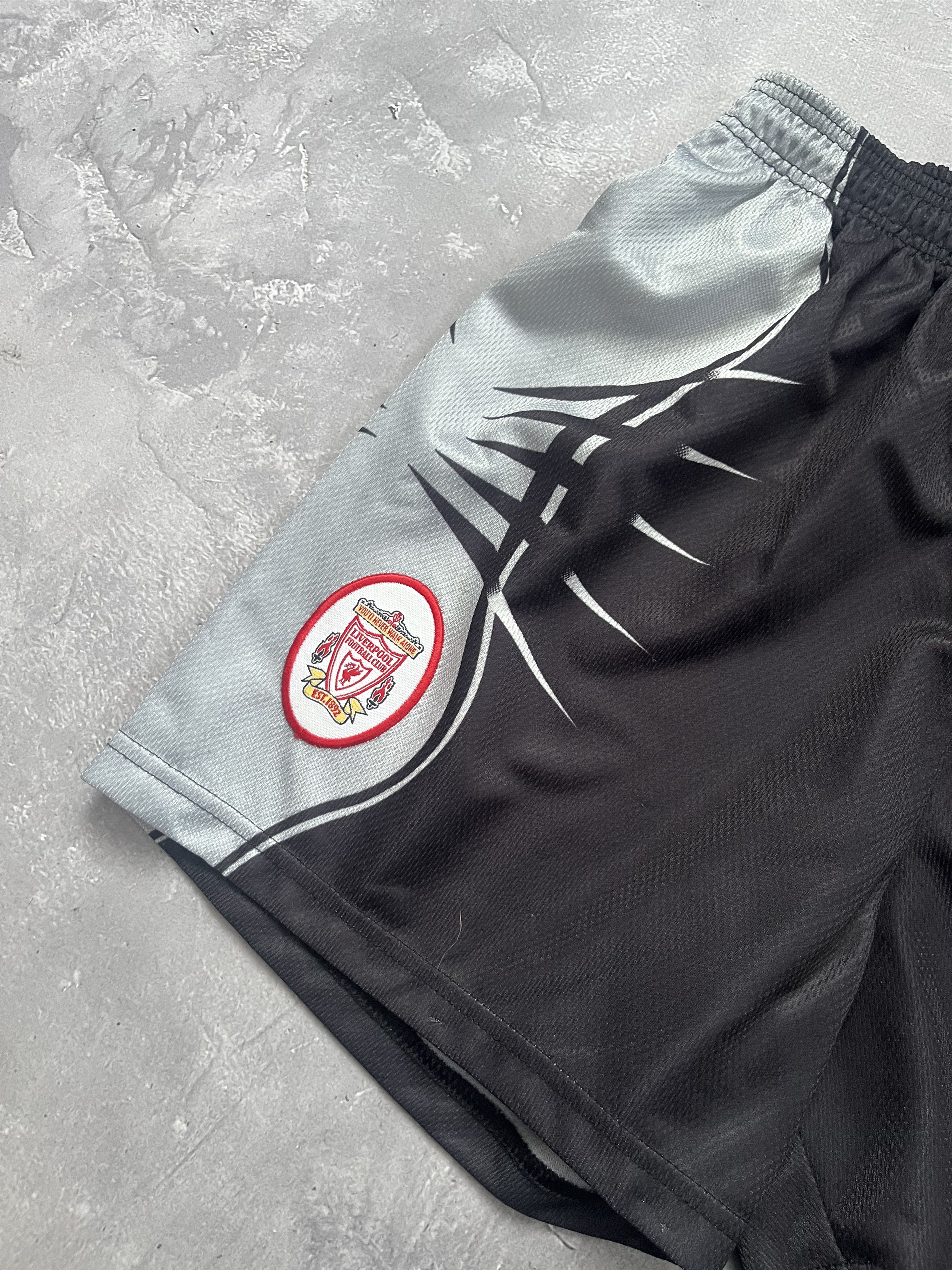 Reebok Liverpool Home football Shorts Reebok Black Men Size 26 Size US 26 / EU 42 - 2 Thumbnail