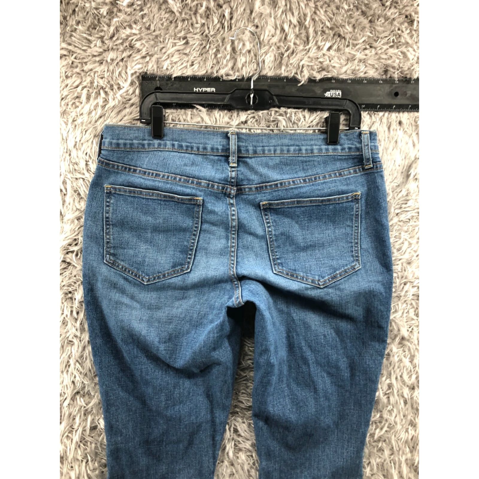 Old Navy Old Navy The Diva Jeans Skinny Women's Size 12 Regular Blue Medium Wash, 33" Waist, 33" Inseam Size 34" / US 12 / IT 48 - 6 Thumbnail