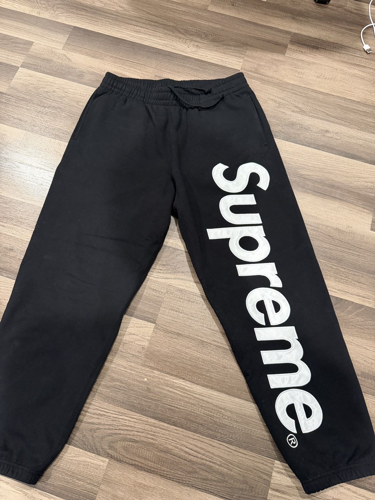 Supreme Supreme Appliqué Sweatpant Size US 32 / EU 48 - 2 Thumbnail