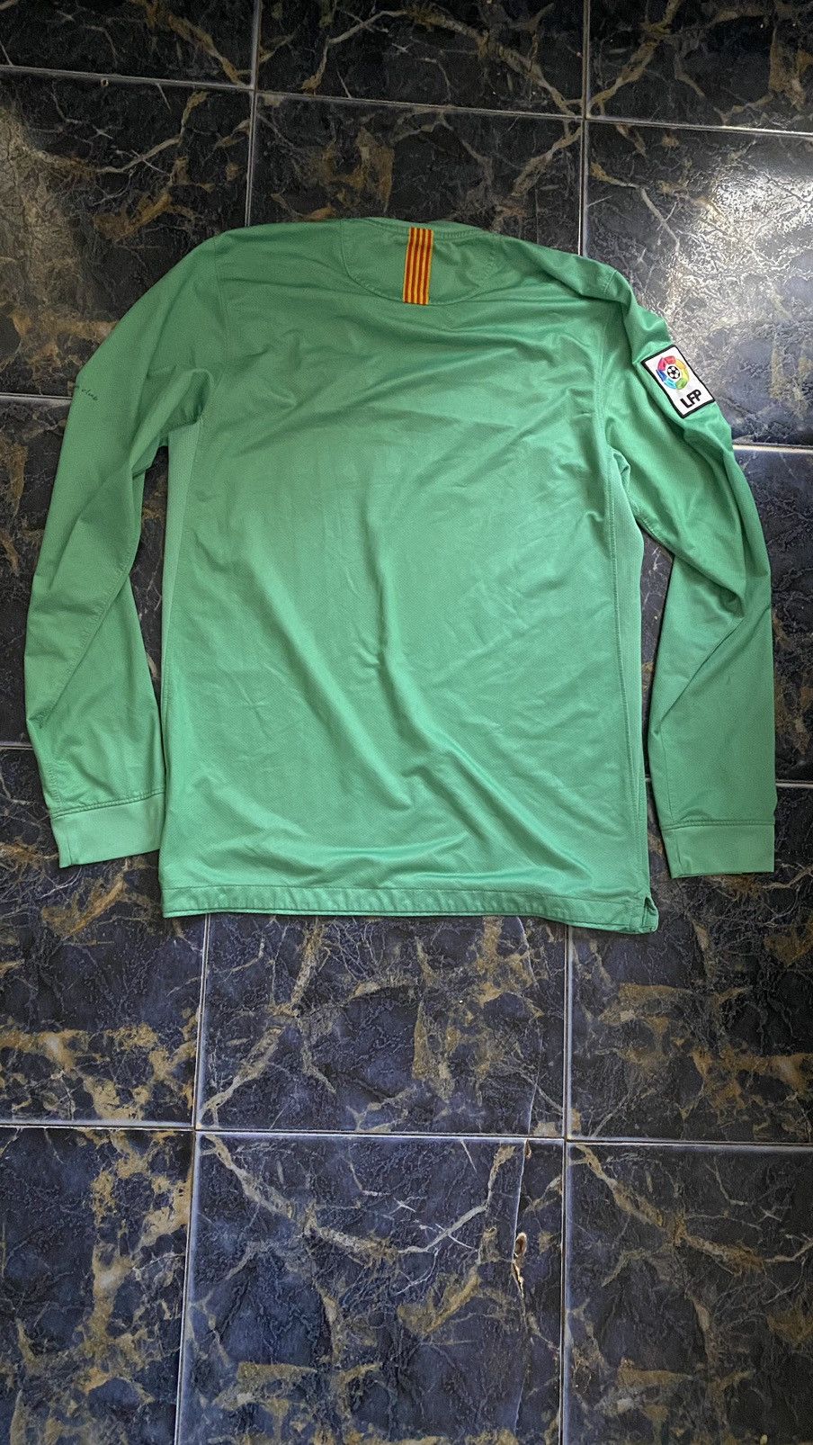 Nike Nike Dri-Fit FC Barcelona Green Long Sleeve Jersey Size US S / EU 44-46 / 1 - 7 Thumbnail