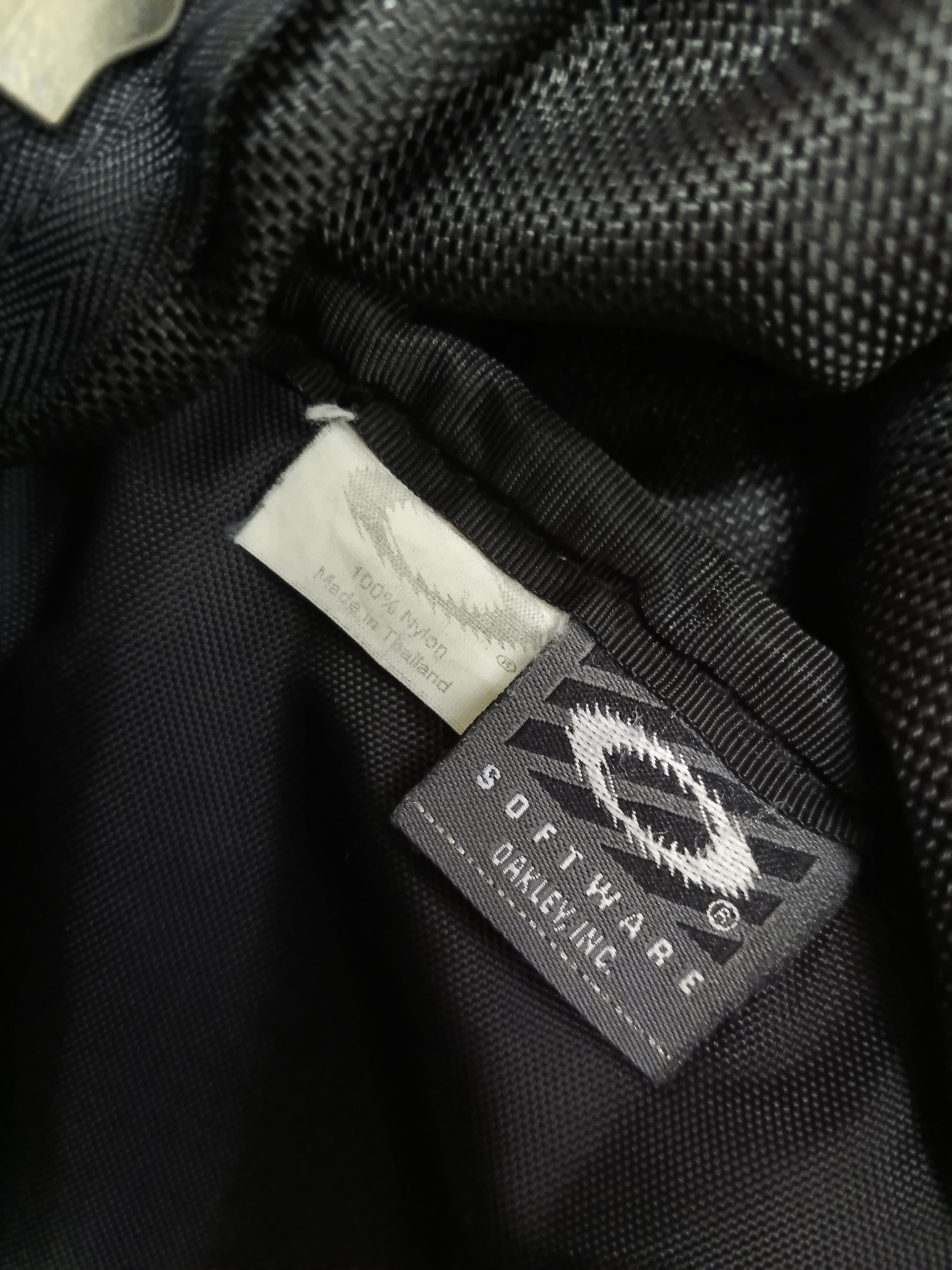 Oakley × Vintage 90s OAKLEY VINTAGE TACTICAL BAGPACK Size ONE SIZE - 9 Thumbnail