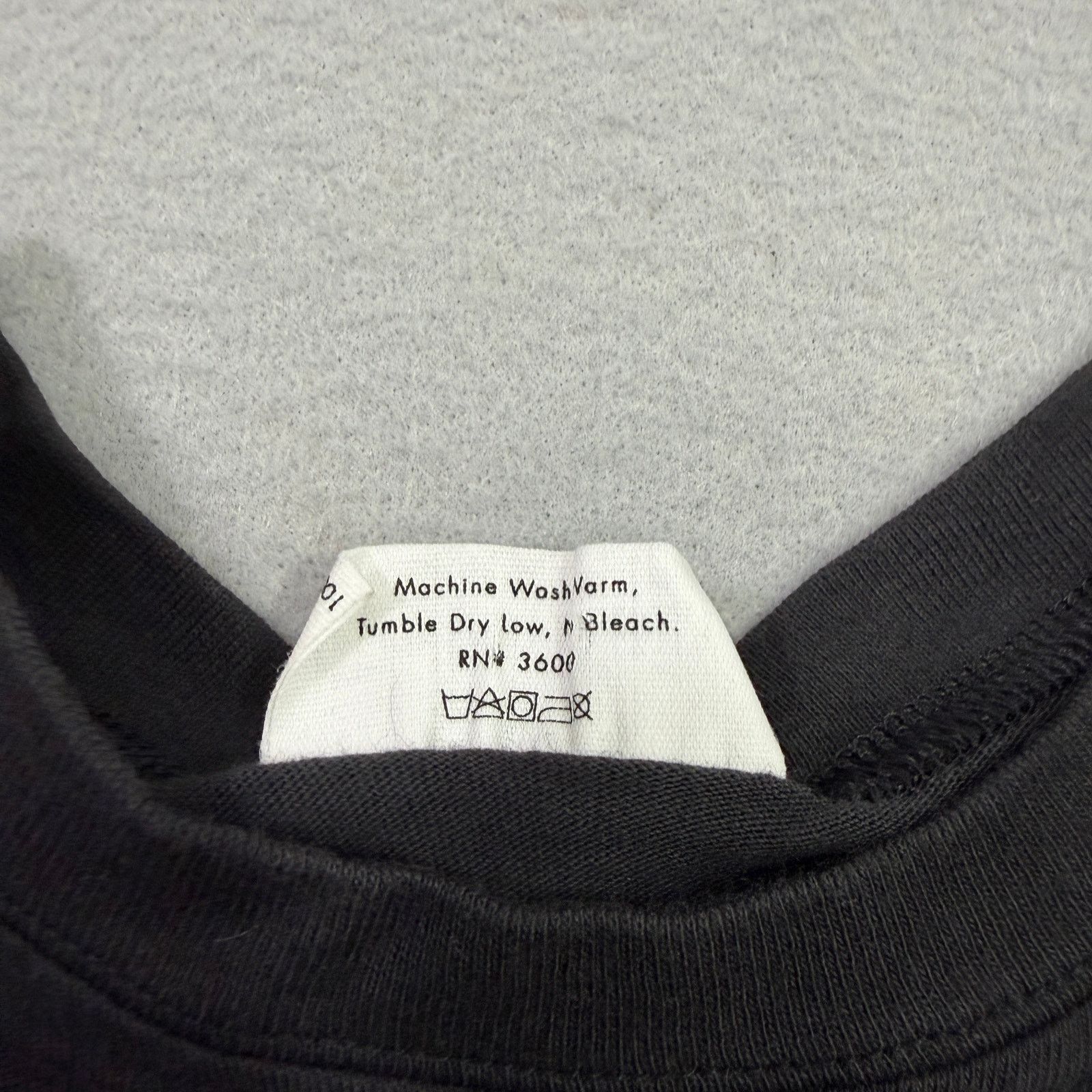 Calvin Klein Vintage Calvin Klein Logo Shirt Extra Large Single Stitch Size US XL / EU 56 / 4 - 6 Thumbnail