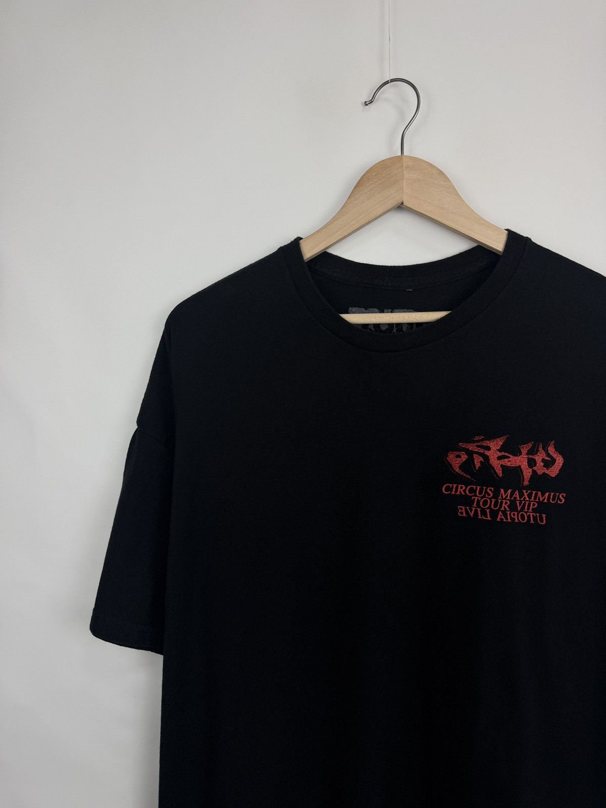 Travis Scott 🇺🇸 Travis Scott Circus Maximus Tour 2024 T-Shirt Utopia Merch Size US XL / EU 56 / 4 - 4 Thumbnail