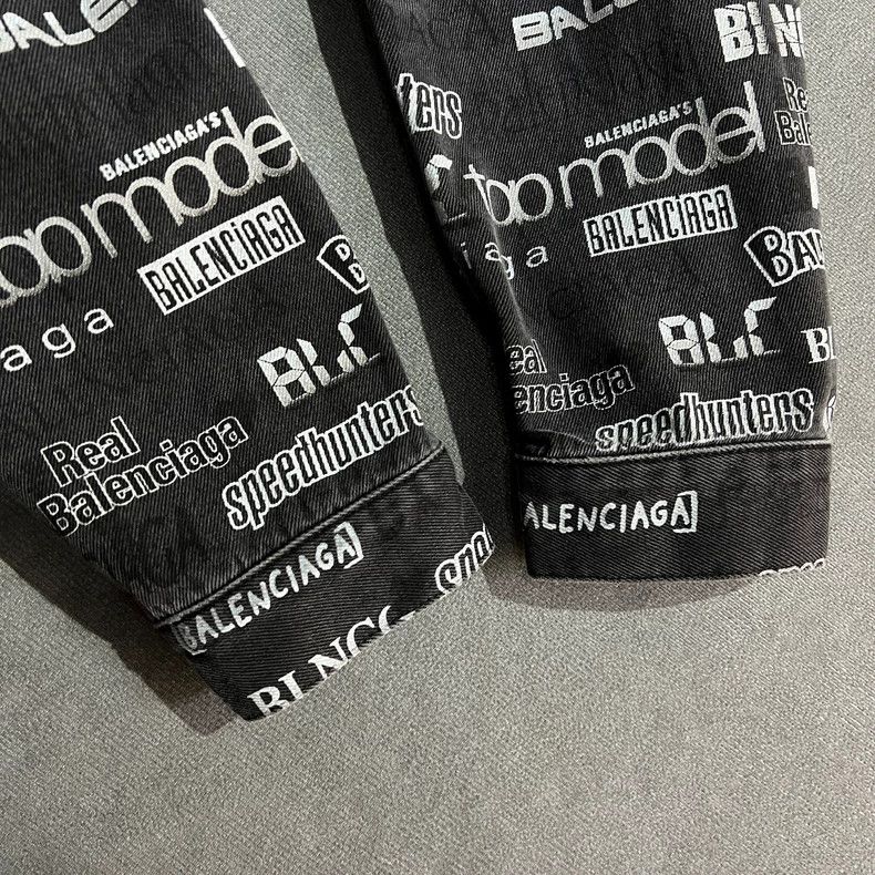 Balenciaga Balenciaga Black and white TV show barrage print letter de Size US S / EU 44-46 / 1 - 4 Thumbnail