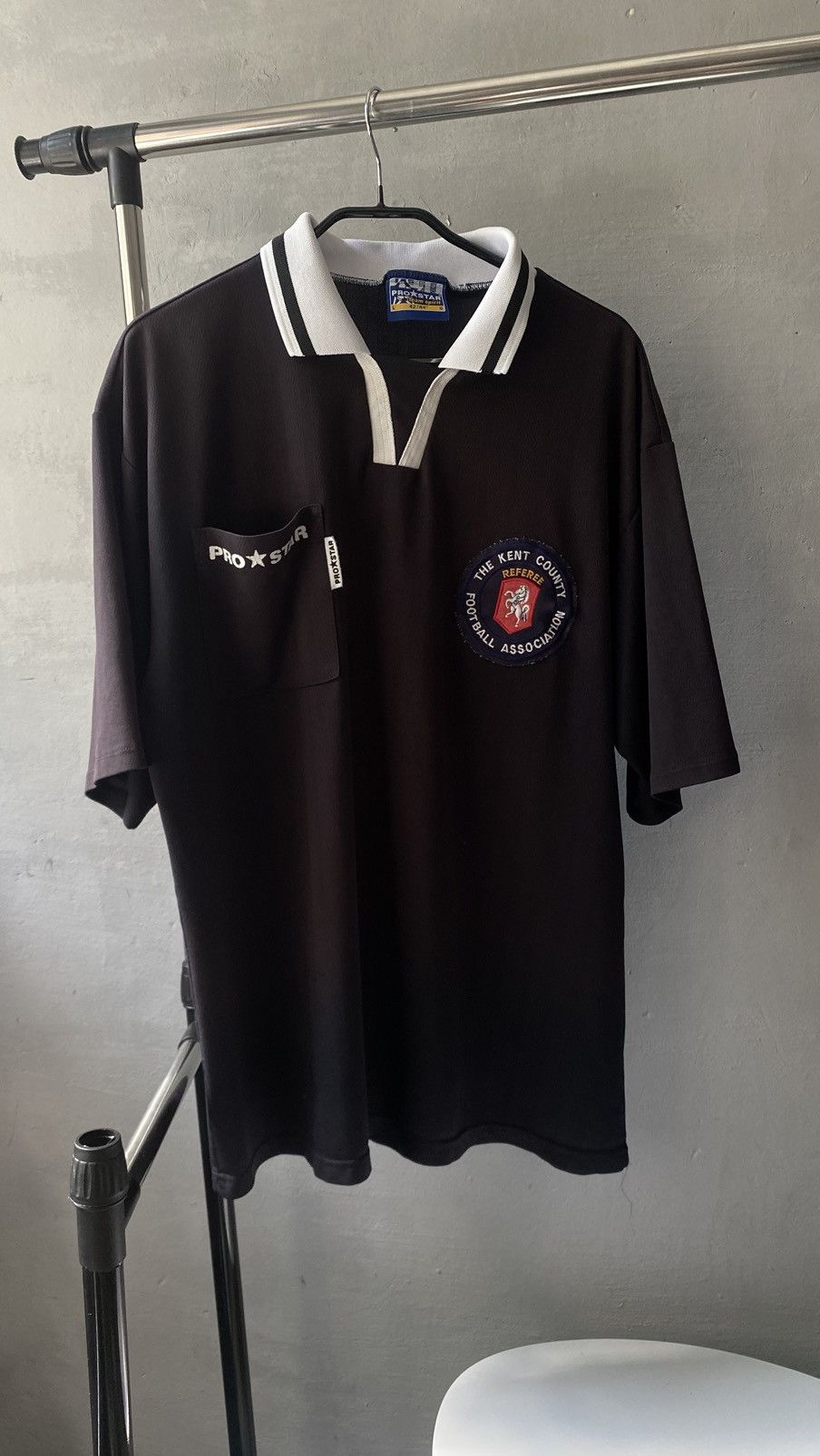 Other football referee shirt 90s PROSTAR size L Size US L / EU 52-54 / 3 - 1 Thumbnail