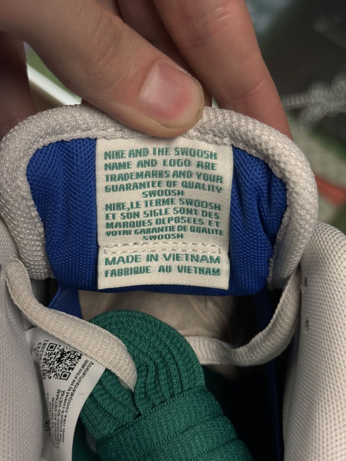 Nike Nike SB Low Hyper Royal Malachite Size 10.5 (NEW) Size US 10.5 / EU 43-44 - 7 Thumbnail