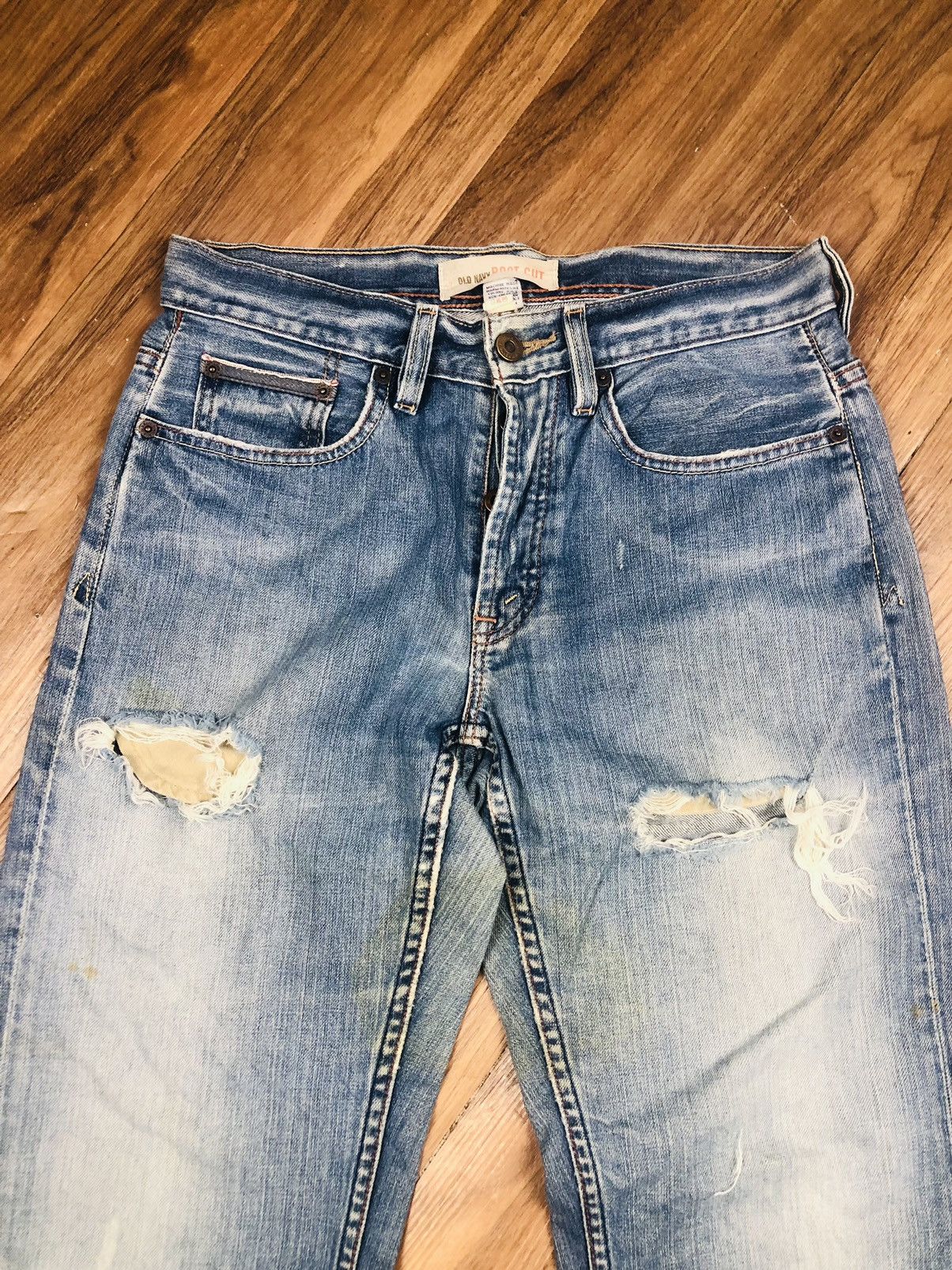 Old Navy Old Navy Bootcut Distress Jeans (36) Size US 30 / EU 46 - 3 Thumbnail