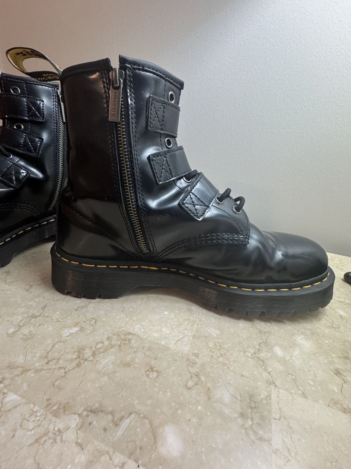 Dr. Martens Dr. Martens Fenimore 8 Boots Size US 10 / EU 43 - 6 Thumbnail