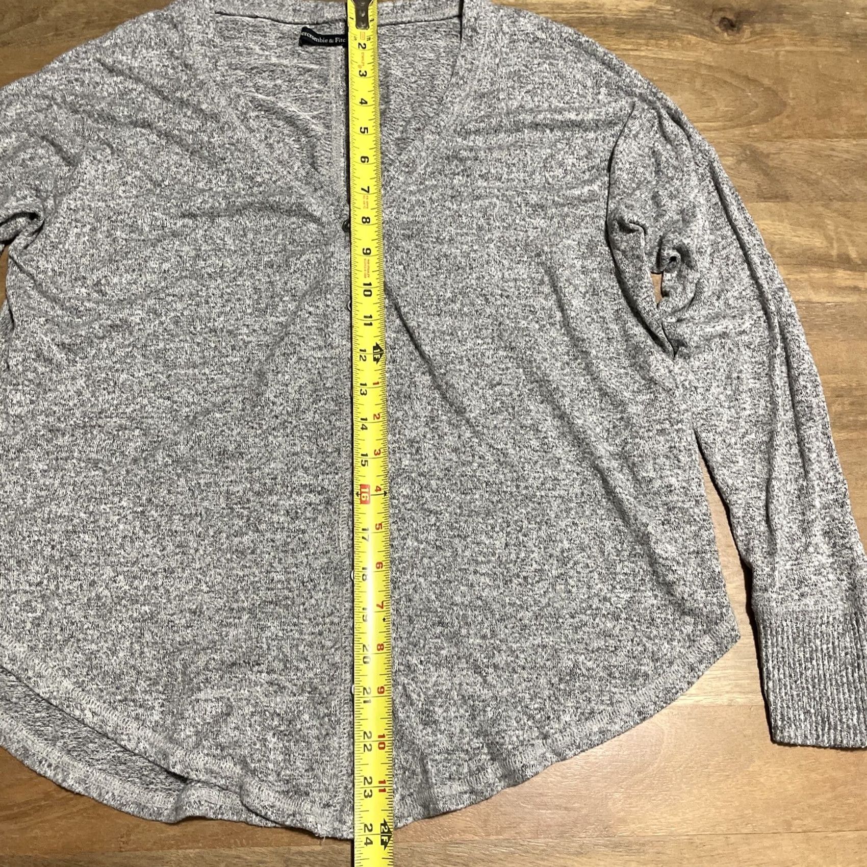 Abercrombie & Fitch Abercrombie & Fitch Women's Cardigan Sweater XS Heather Gray Relaxed Button Up V-Neck 90s Size XS / US 0-2 / IT 36-38 - 4 Thumbnail