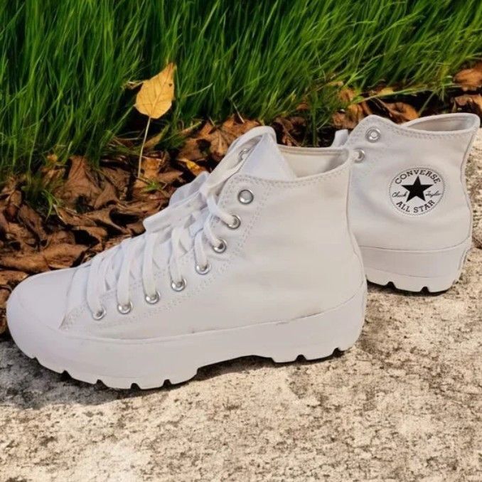 Womens Converse Lugged Chuck Taylor High Tops Sneakers