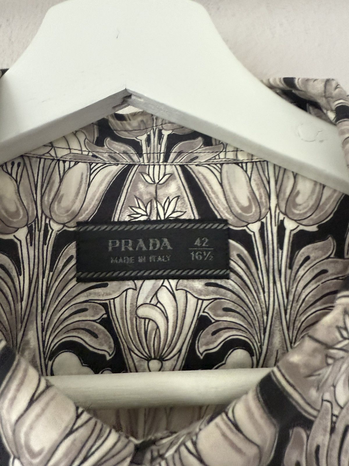 Prada Art Deco Floral Print Cotton Shirt – Size 42 Size US L / EU 52-54 / 3 - 6 Thumbnail