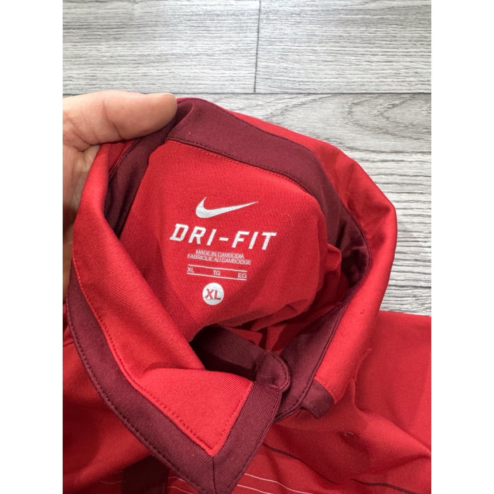 Nike Roger Federer RF 2011 French Open Red Polo Shirt XL Nike 405991-611 Men Shirt Red 2010s Mens Size US XL / EU 56 / 4 - 5 Thumbnail