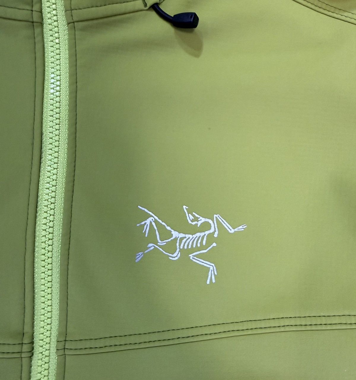 Arc'teryx Arc’teryx Epsilon LT Hoody Jacket Men M Green Softshell Size US M / EU 48-50 / 2 - 22 Thumbnail