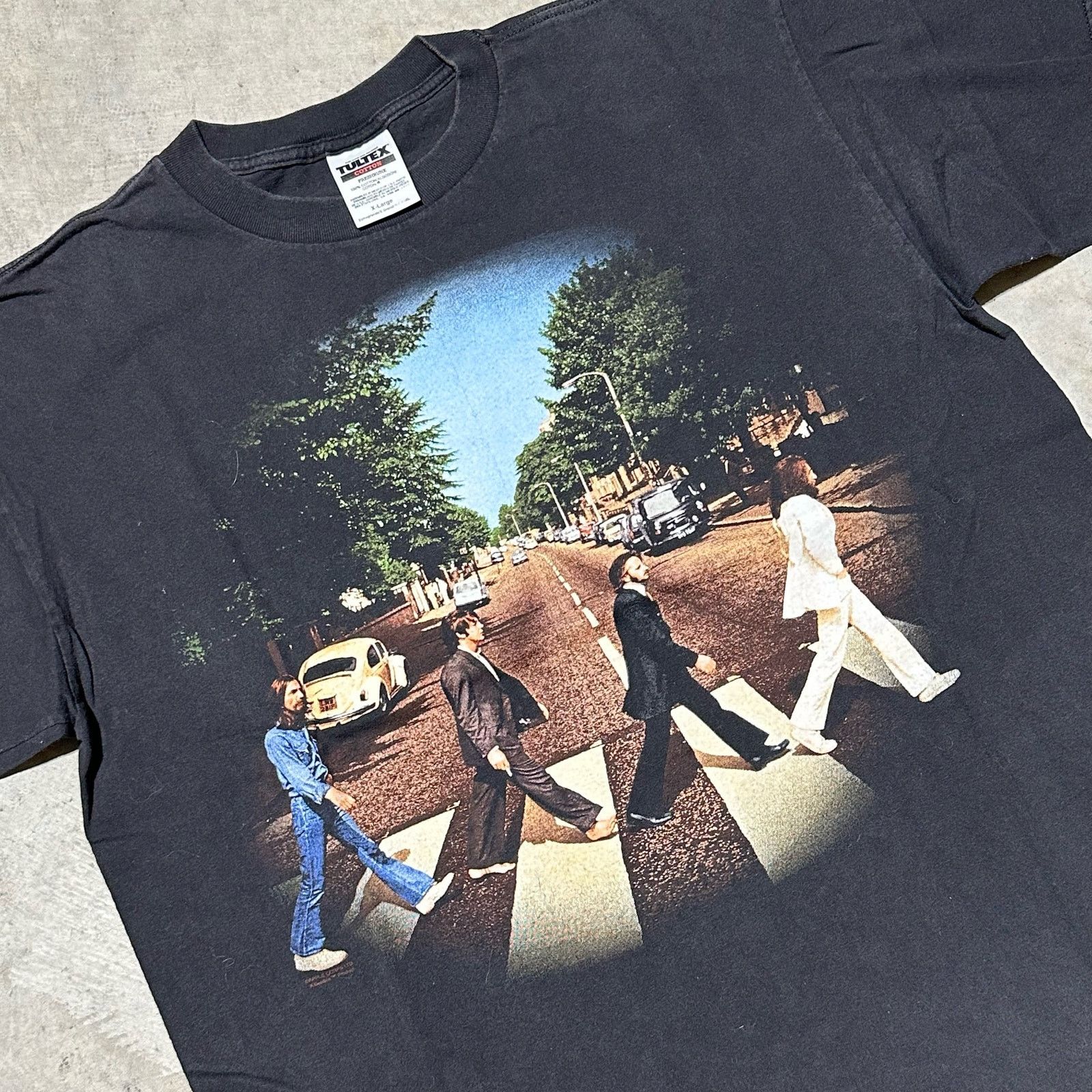 Fruit Of The Loom Vintage Beatles ABBEY ROAD Tee size XL in Men Size US XL / EU 56 / 4 - 4 Thumbnail