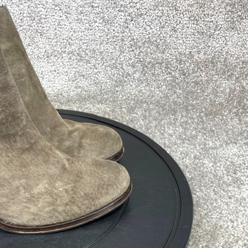 Vintage VINTAGE Wolverine 1000 Mile Samantha Pleet Bootie Womens Size 8.5 M Gray Suede Casual Ankle Block Heel Going Out Size US 6.5 / IT 36.5 - 6 Thumbnail
