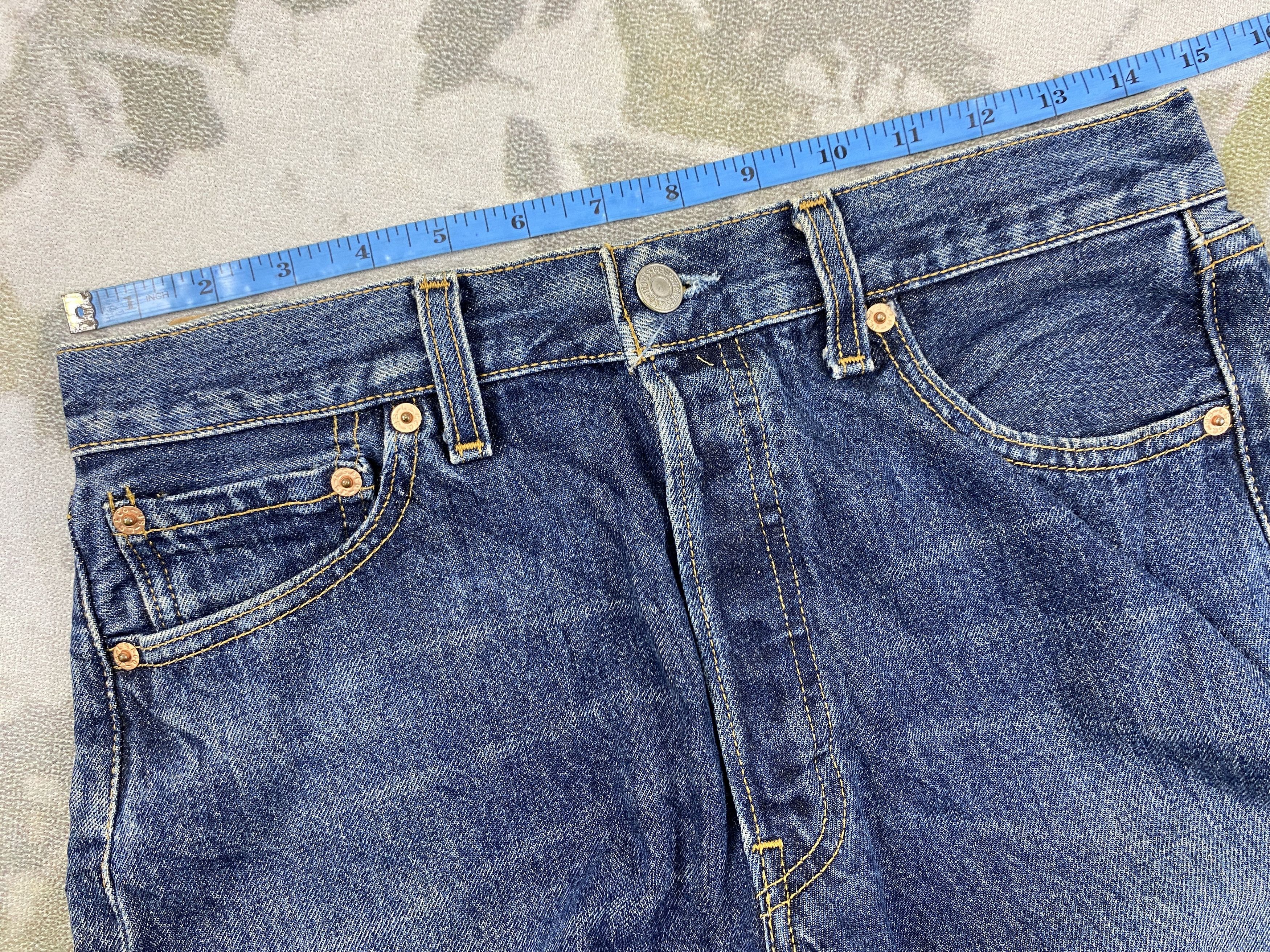 Levi's Vintage Clothing Distressed Blue Vintage Levi's 501 Jeans 29x27.5- JN3862 Size US 29 - 5 Thumbnail