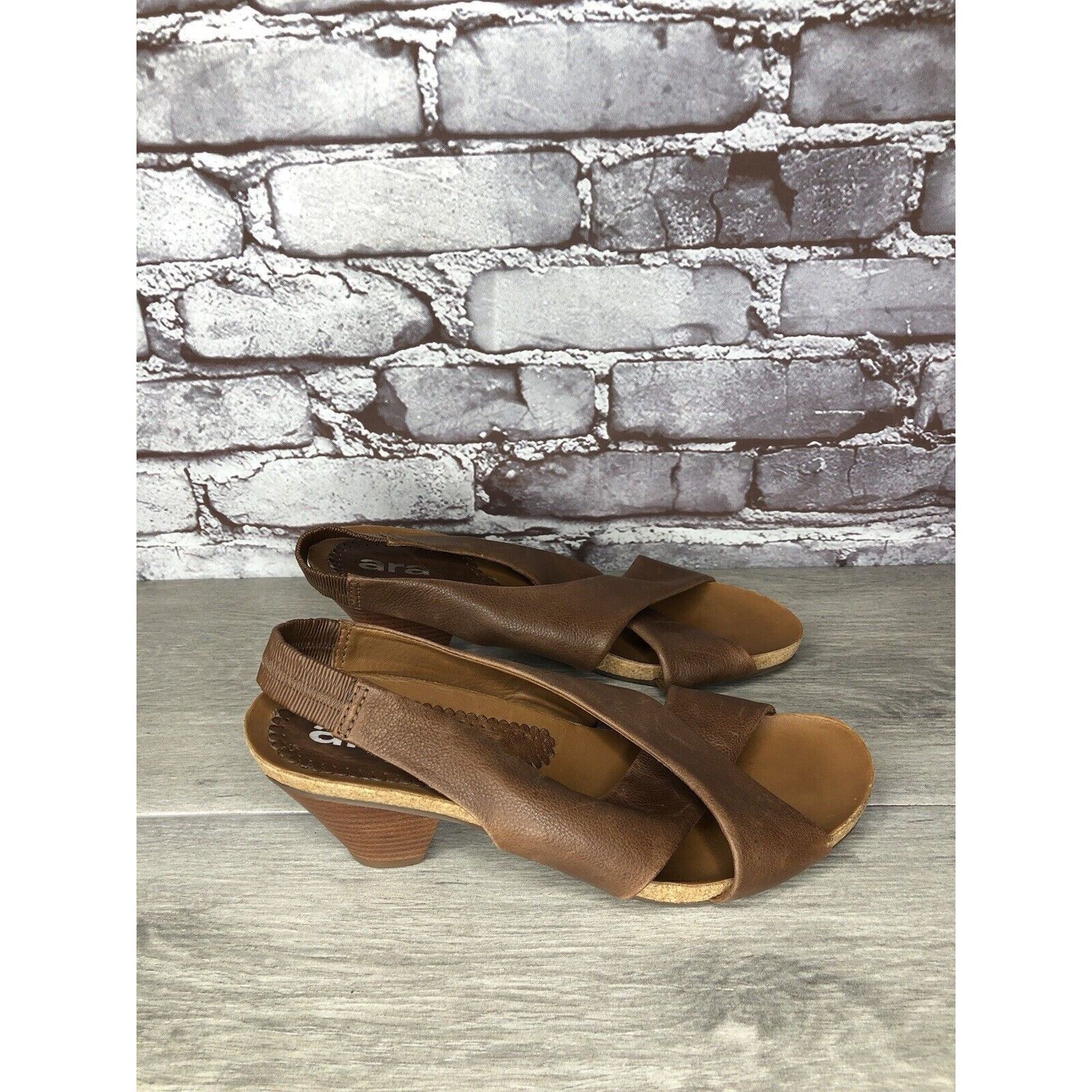 Other Ara Brown Leather Cross Strap Wooden Stacked Heel Sandals Wo Size US 8 / IT 38 - 18 Thumbnail