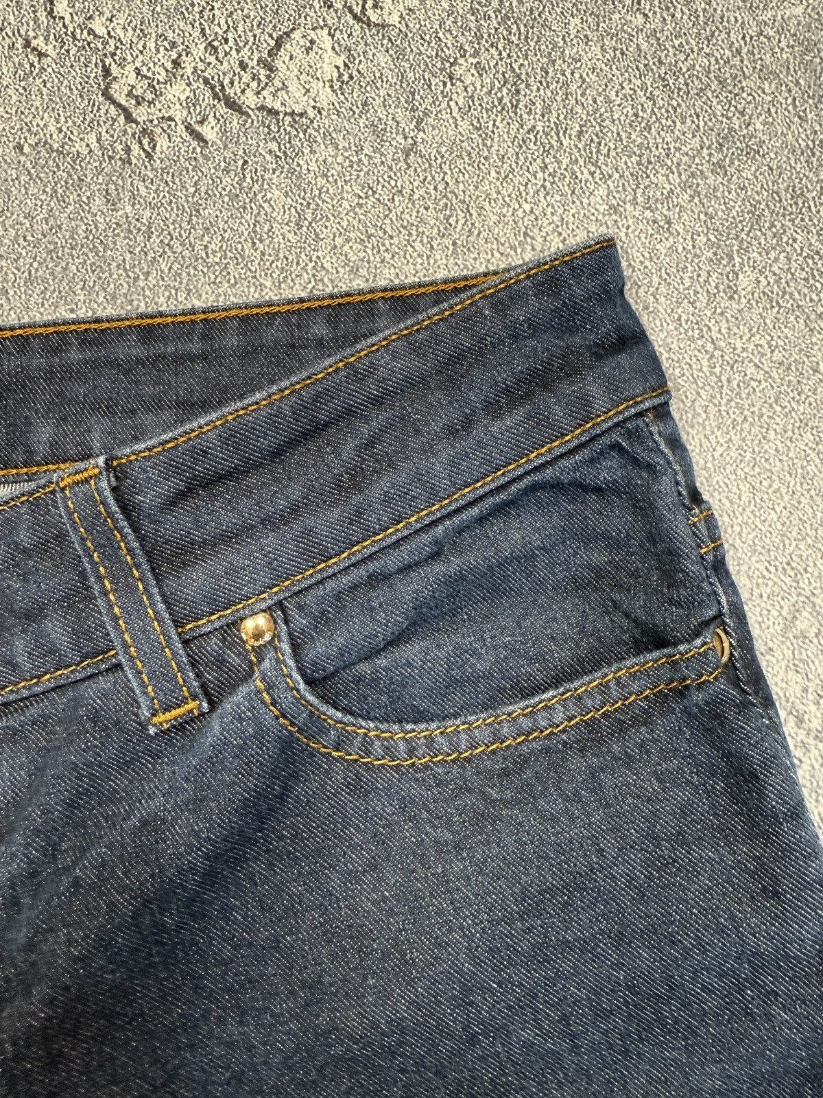 Gucci Gucci Made in Italy Vintage jeans Size 27" / US 4 / IT 40 - 8 Thumbnail
