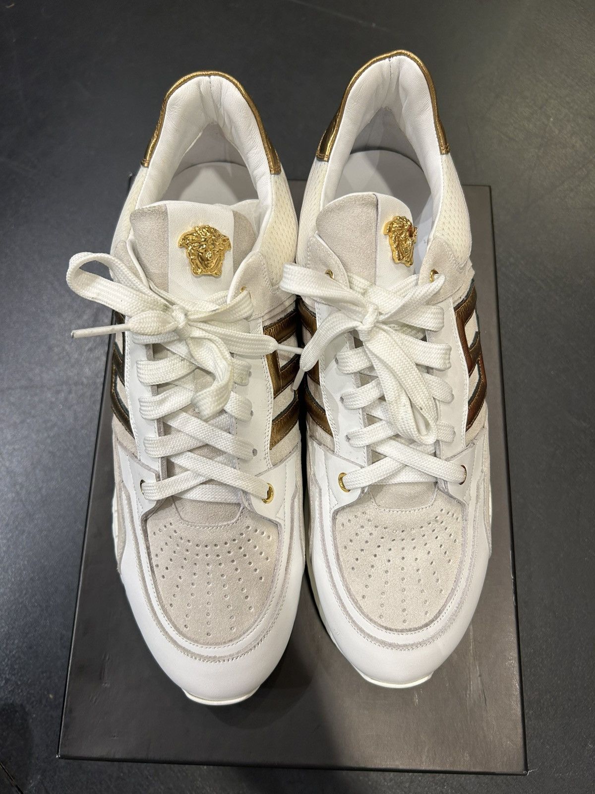 Versace Versace Low Top Sneakers White Size US 11 / EU 44 - 4 Thumbnail