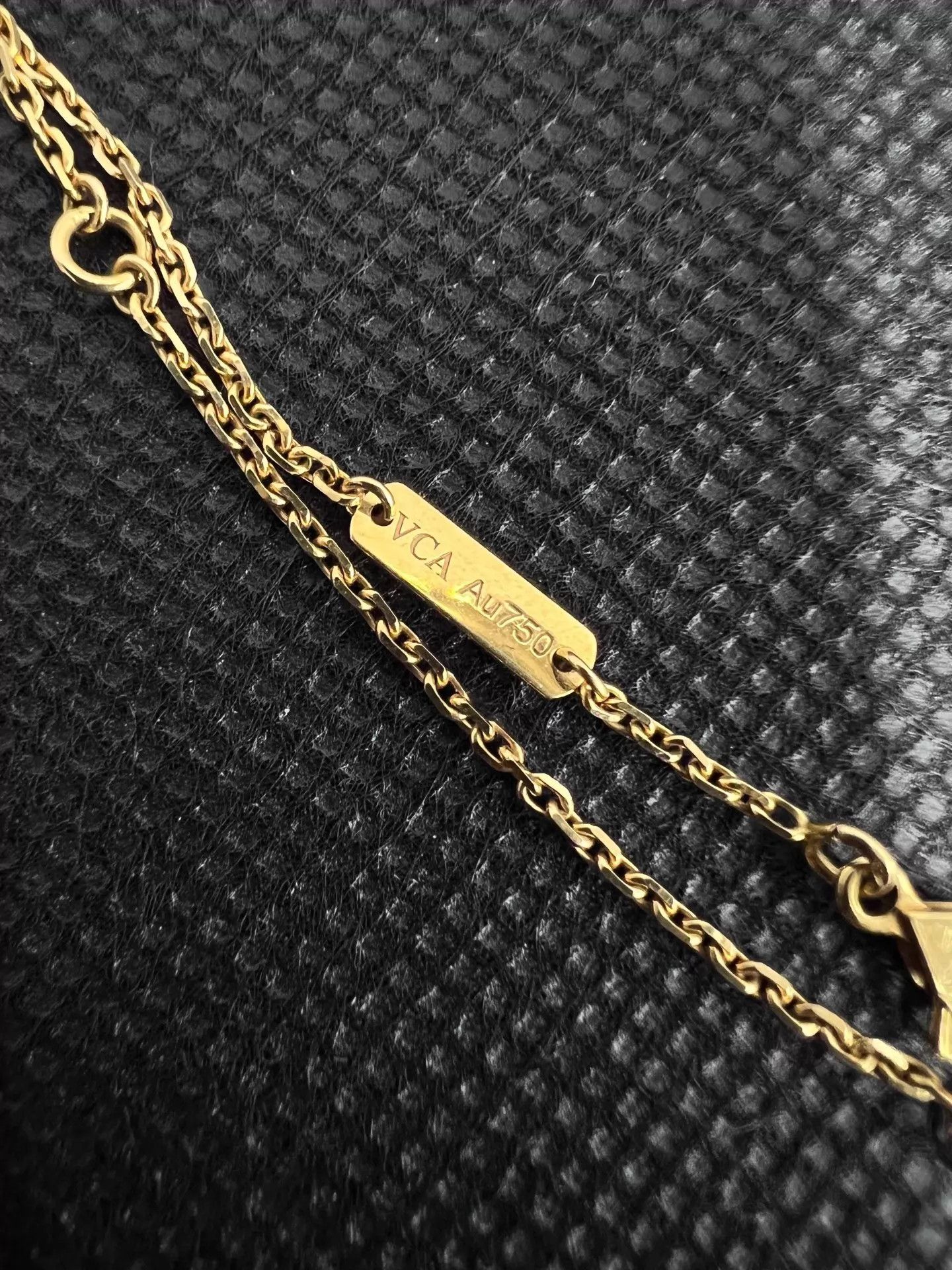 Van Cleef & Arpels VC&A Alhambra Vintage 18K Gold Malachite Necklace Size ONE SIZE - 4 Thumbnail