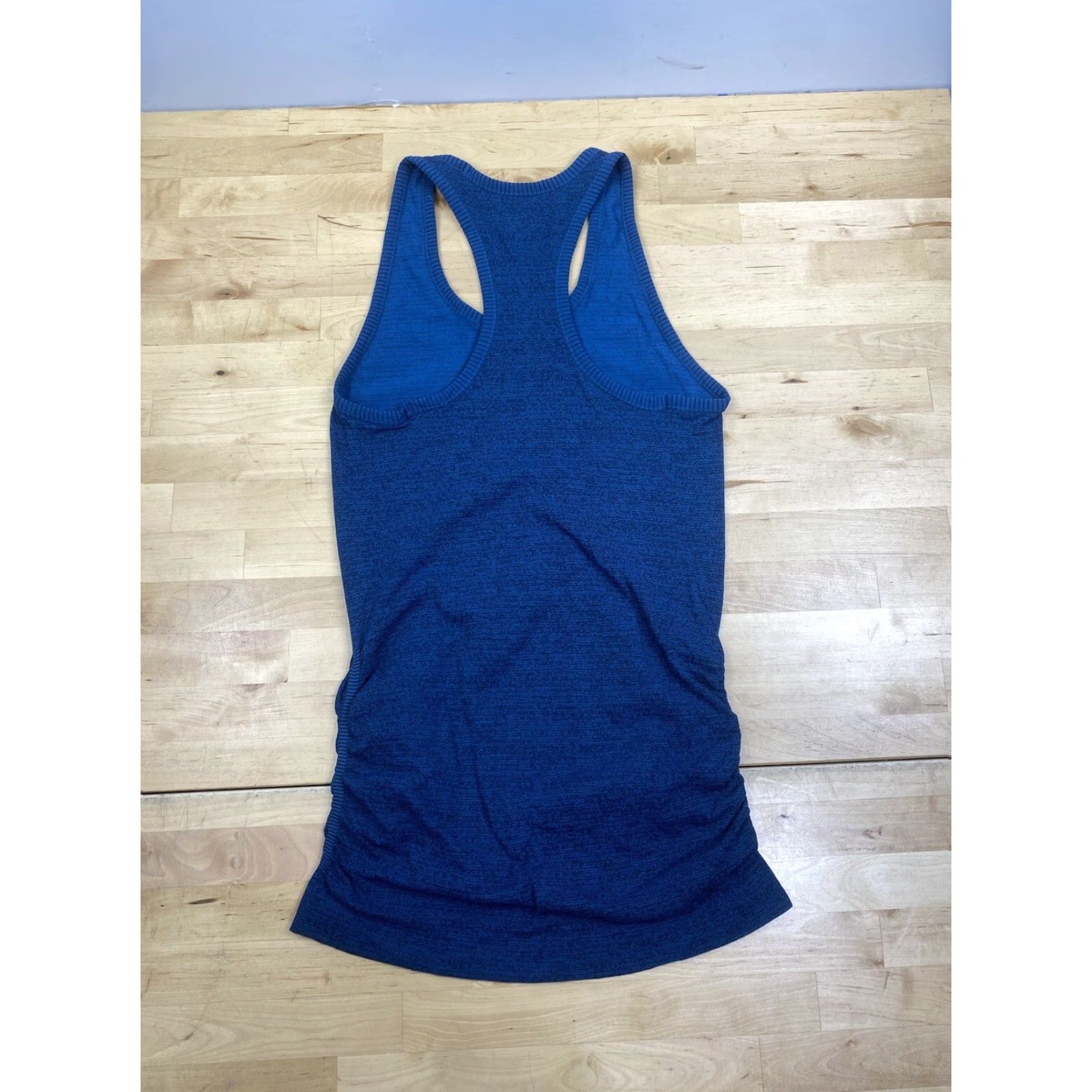 Athleta Athleta Racerback Top Womens XS Casual Activewear Gym Training Rouching #8360 Size XS / US 0-2 / IT 36-38 - 2 Thumbnail