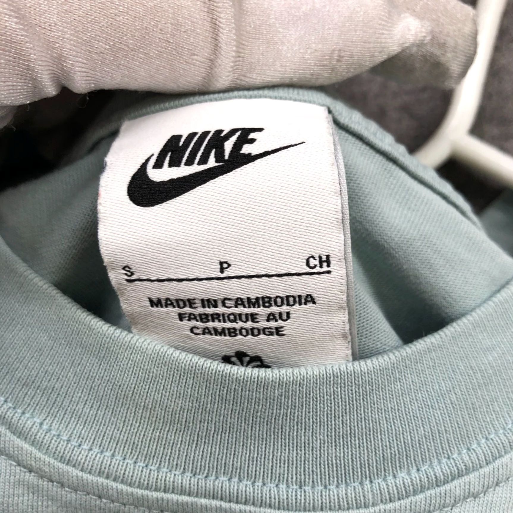 Nike VINTAGE Nike Cropped Tank Top – Shirt – Womens S – Light Blue – Logo – Cotton – Activewear – 90s? (No, vintage false). Size S / US 4 / IT 40 - 6 Thumbnail