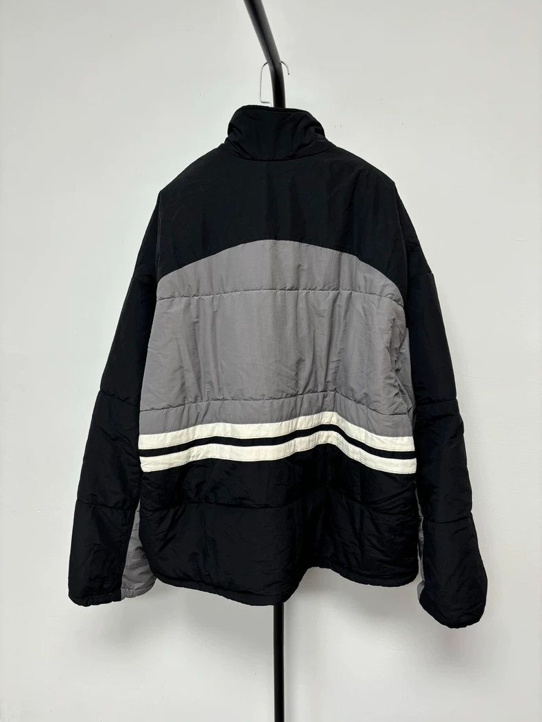 Balenciaga Balenciaga Football Sporty B logo padded jacket jacket Size US M / EU 48-50 / 2 - 2 Thumbnail