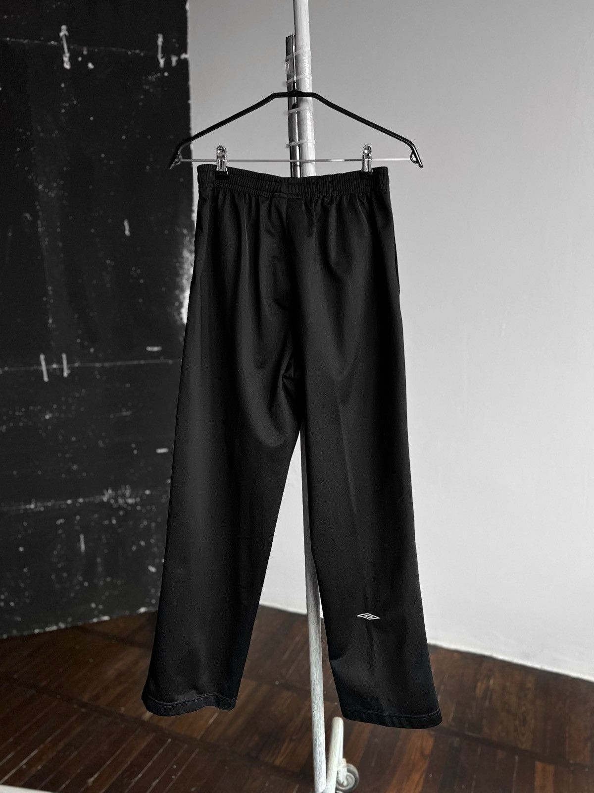 Umbro × Vintage Umbro Mens Black Vintage 90s Track Pants Y2K Small Logo Size US 32 / EU 48 - 3 Thumbnail