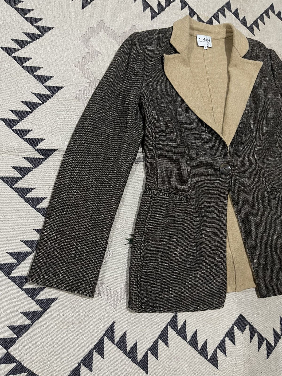 Armani Collezioni 1990s ARMANI COLLEZIONI WOOL BLEND TWEED RARE BLAZER Size S / US 4 / IT 40 - 3 Thumbnail