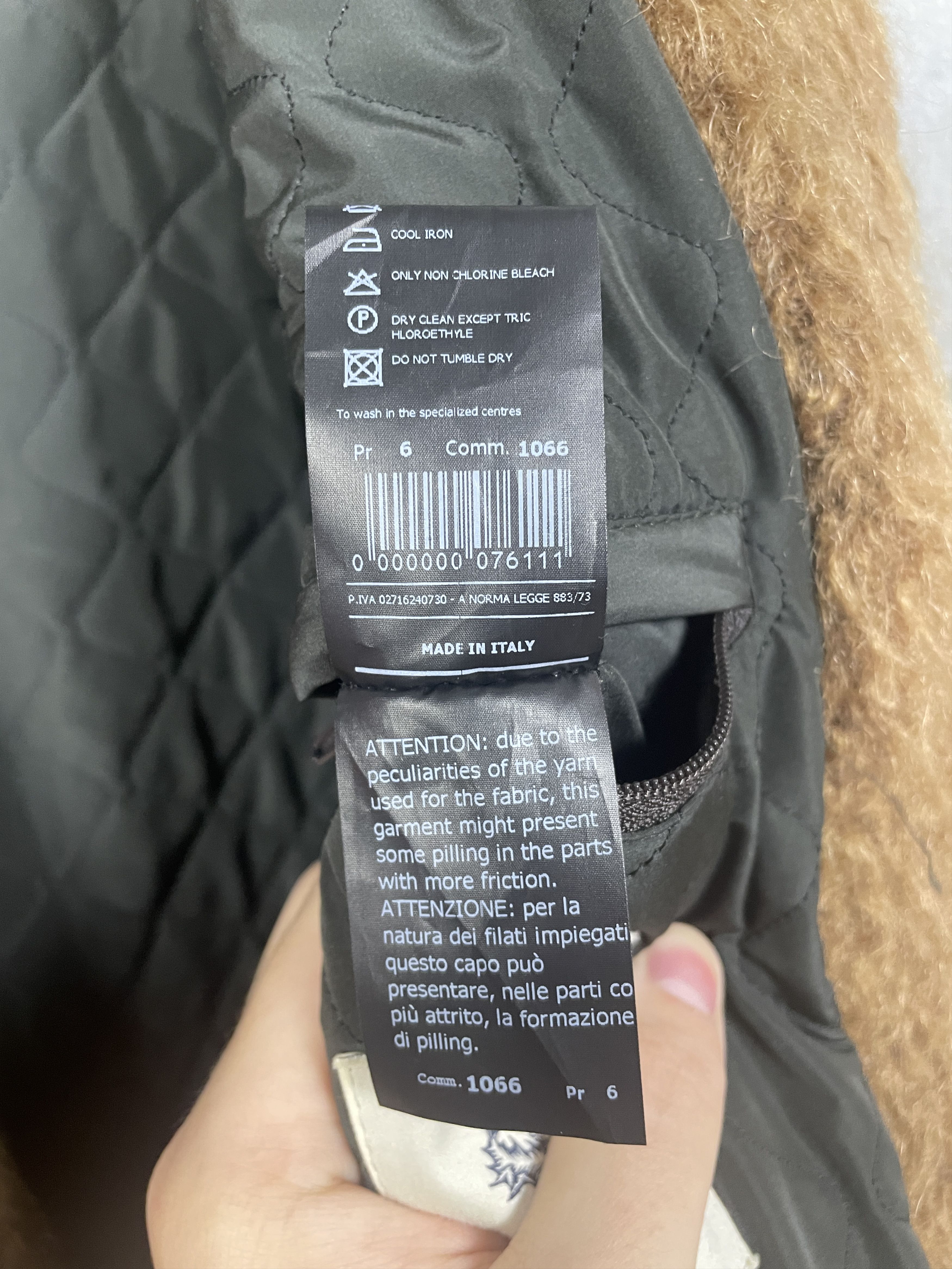 Other $1945 Piacenza 1733 Baby Llama Fur Hooded Jacket Size US M / EU 48-50 / 2 - 9 Thumbnail