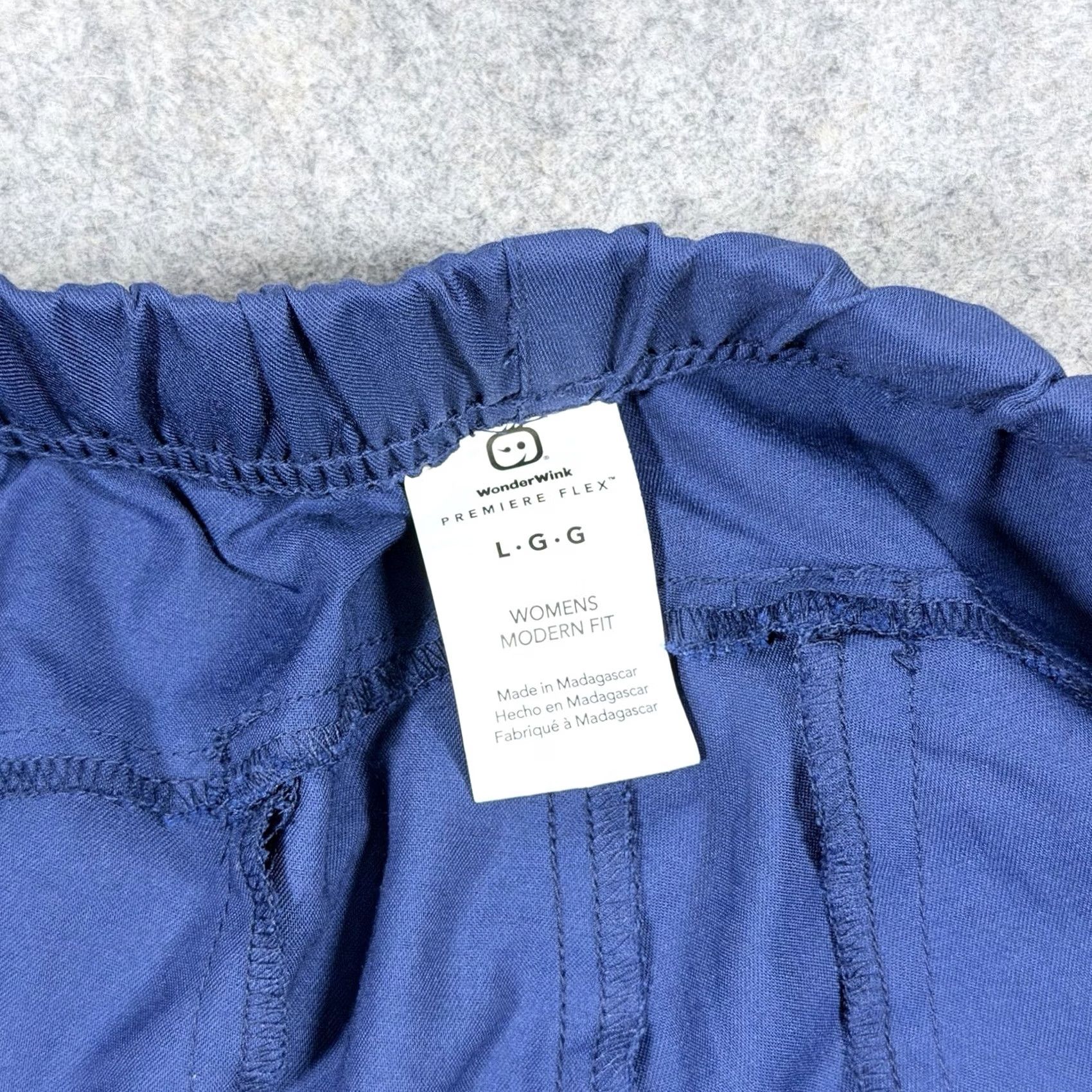 Vintage WonderWink Premiere Flex Scrub Pant Women's Blue size L 33x31 Modern Fit Premium Comfortable Premise Legacy (Vintage not applicable) Size 36" / US 14 / IT 50 - 5 Thumbnail
