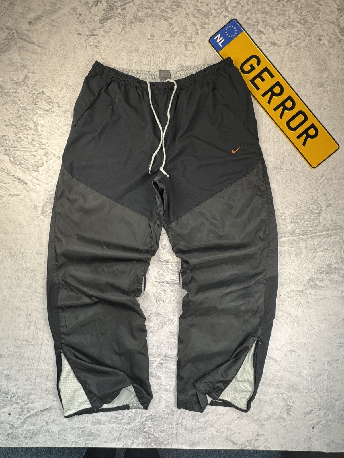 Nike × Vintage NIKE VINTAGE BASIC LOGO OVERSIZE BAGGY PANTS Size US 34 / EU 50 - 2 Thumbnail