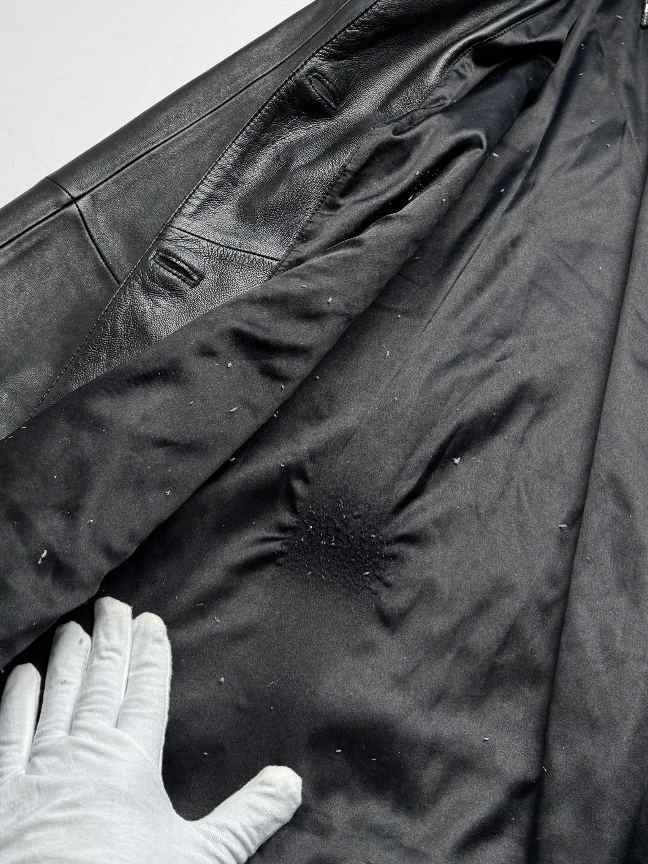Vintage Vintage Black Leather Coat Long Button Up Shearling Collar Size L / US 10 / IT 46 - 7 Thumbnail
