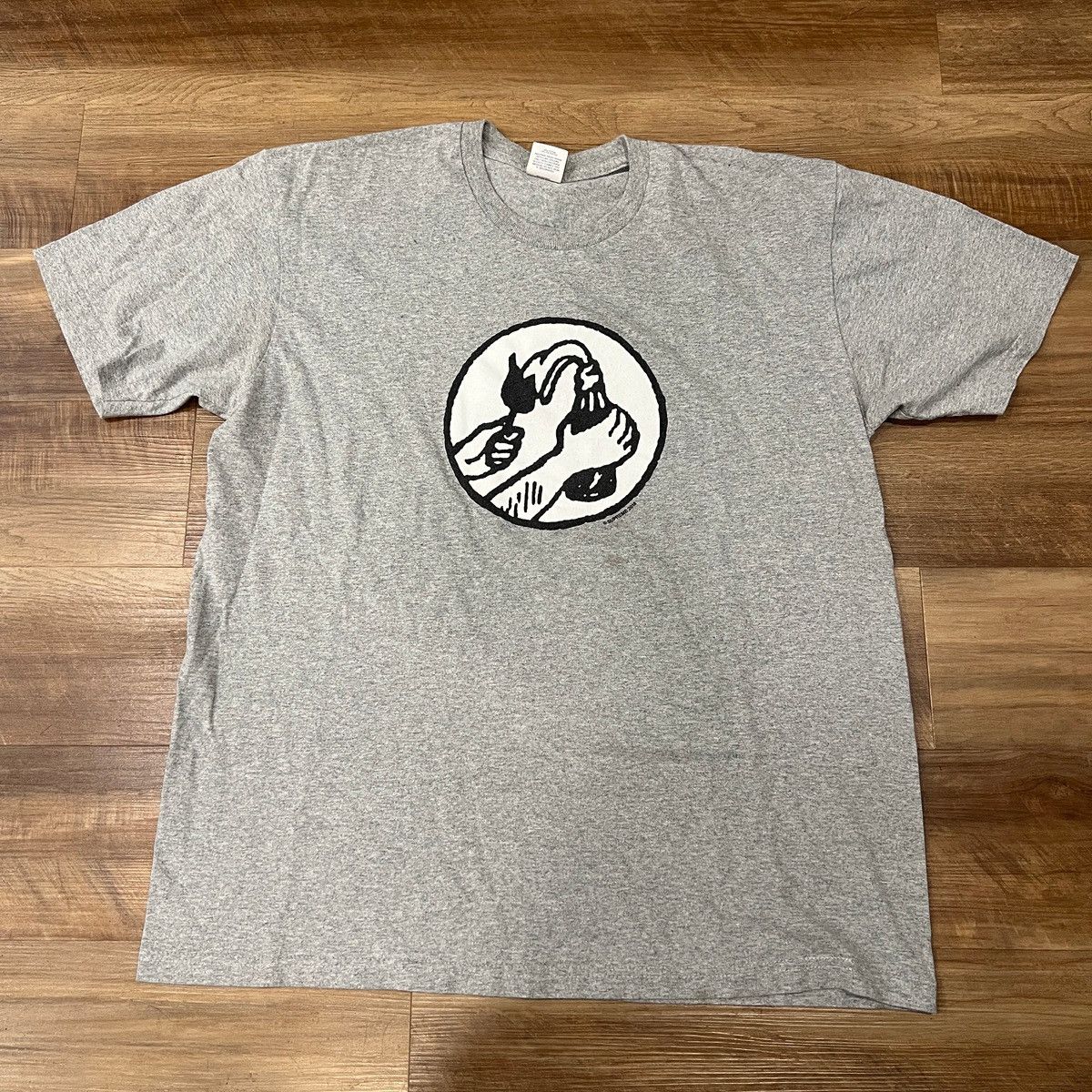 Supreme RARE Supreme Molotov Cocktail Tee Heather Grey Size US XL / EU 56 / 4 - 1 Thumbnail